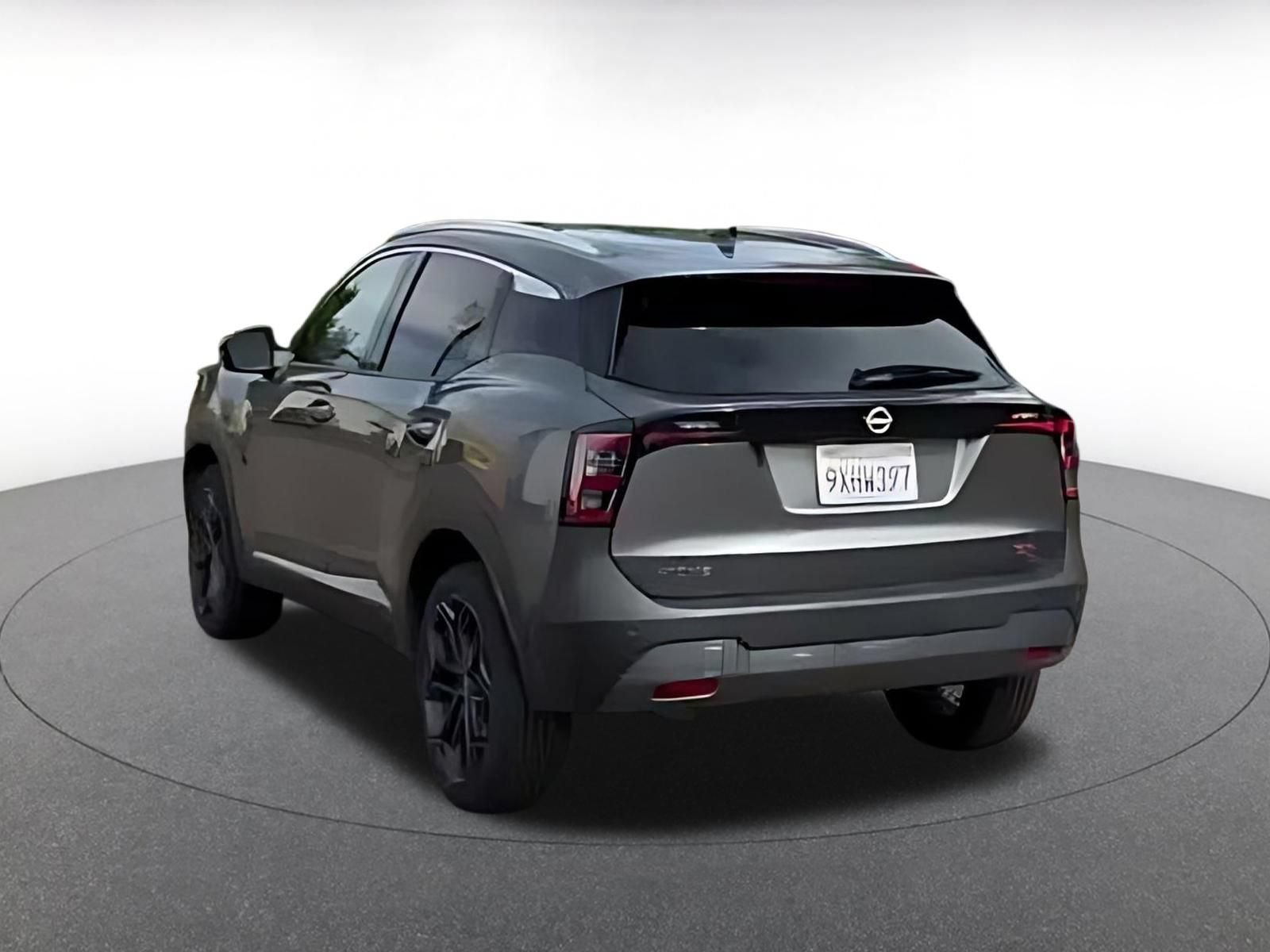 Thumbnail: 2026 Nissan Kicks - 12
