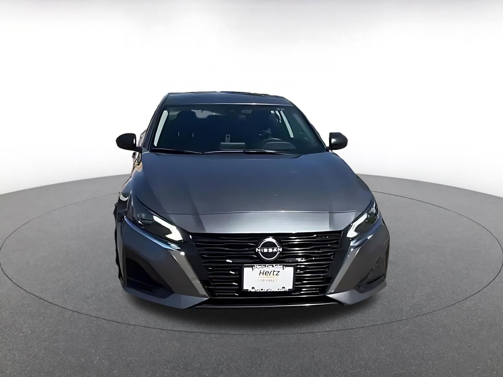 Thumbnail: 2025 Nissan Altima - 4