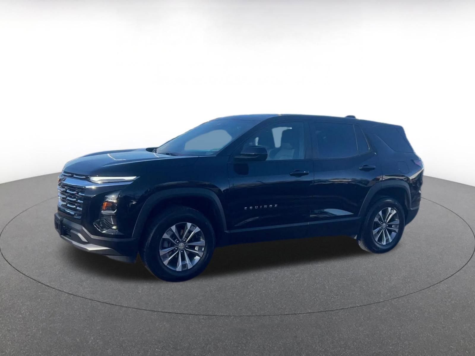 Thumbnail: 2025 Chevrolet Equinox - 8