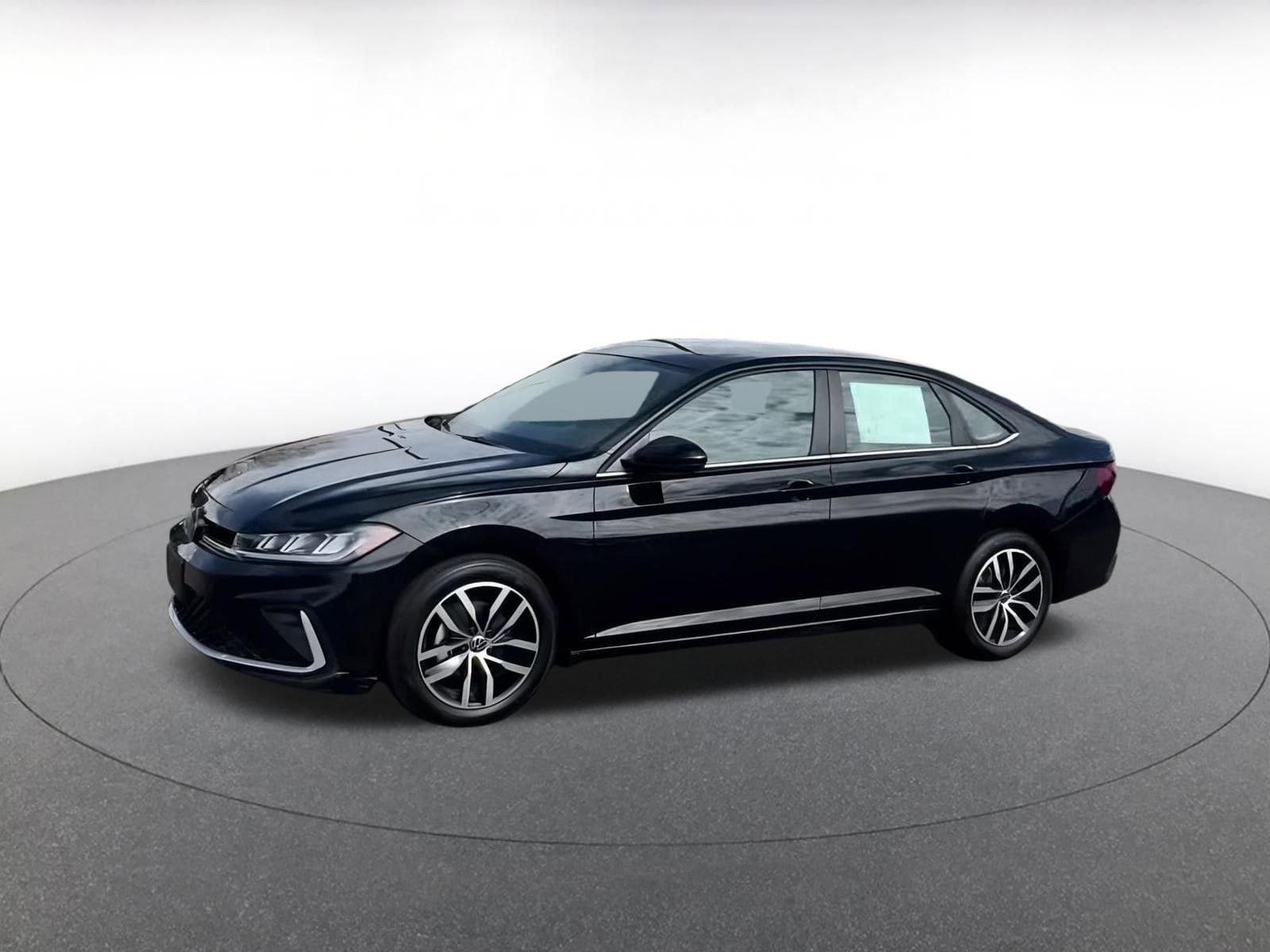 Thumbnail: 2025 Volkswagen Jetta - 9