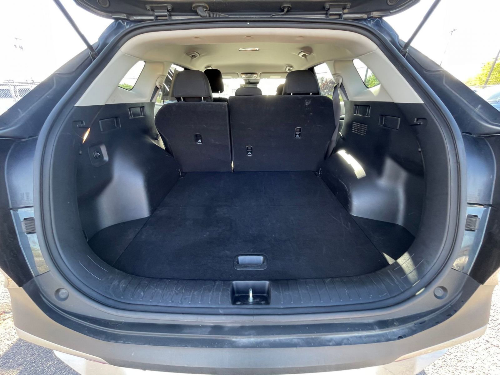 Thumbnail: 2024 Kia Sportage - 30