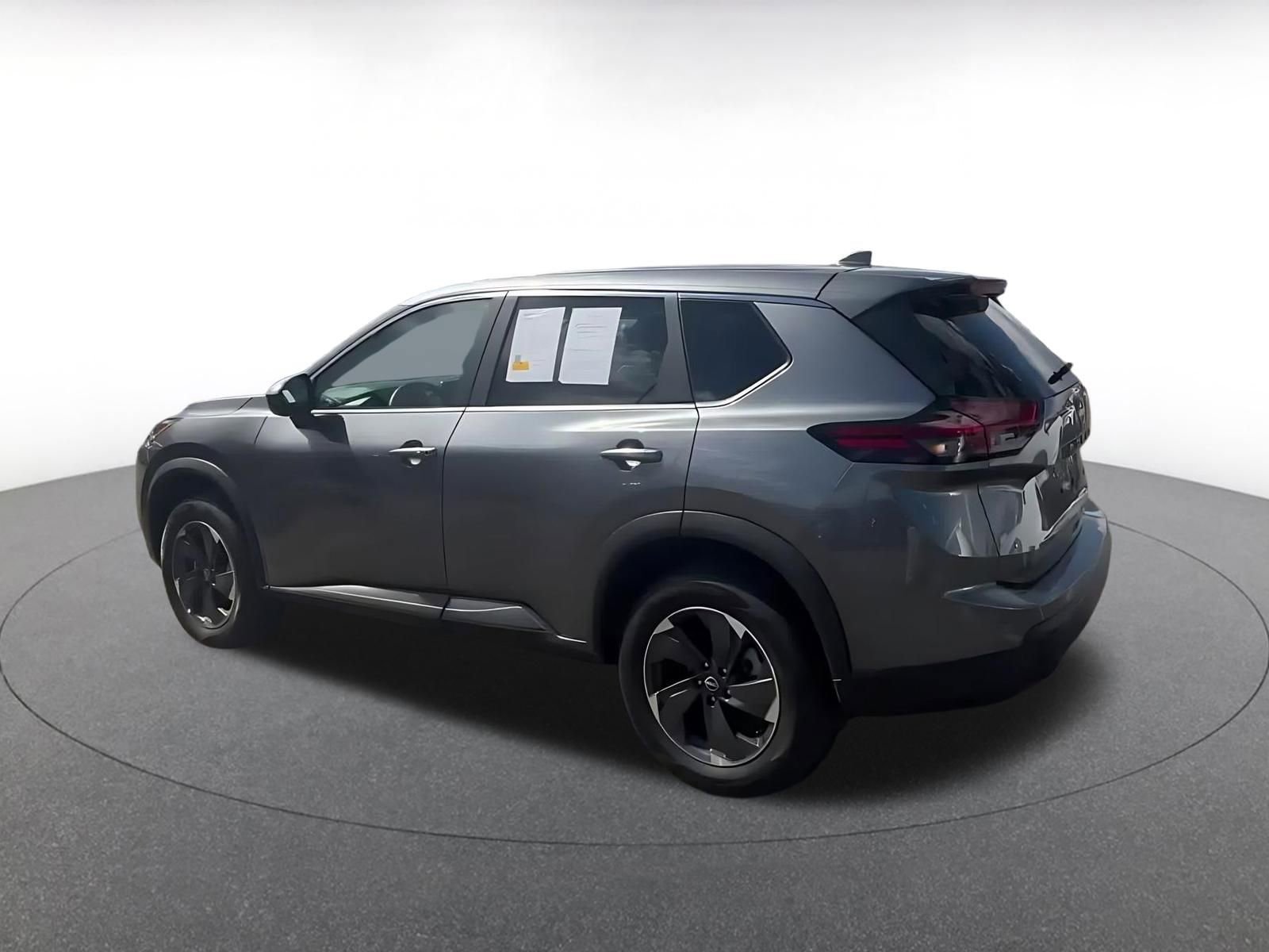 Thumbnail: 2025 Nissan Rogue - 10