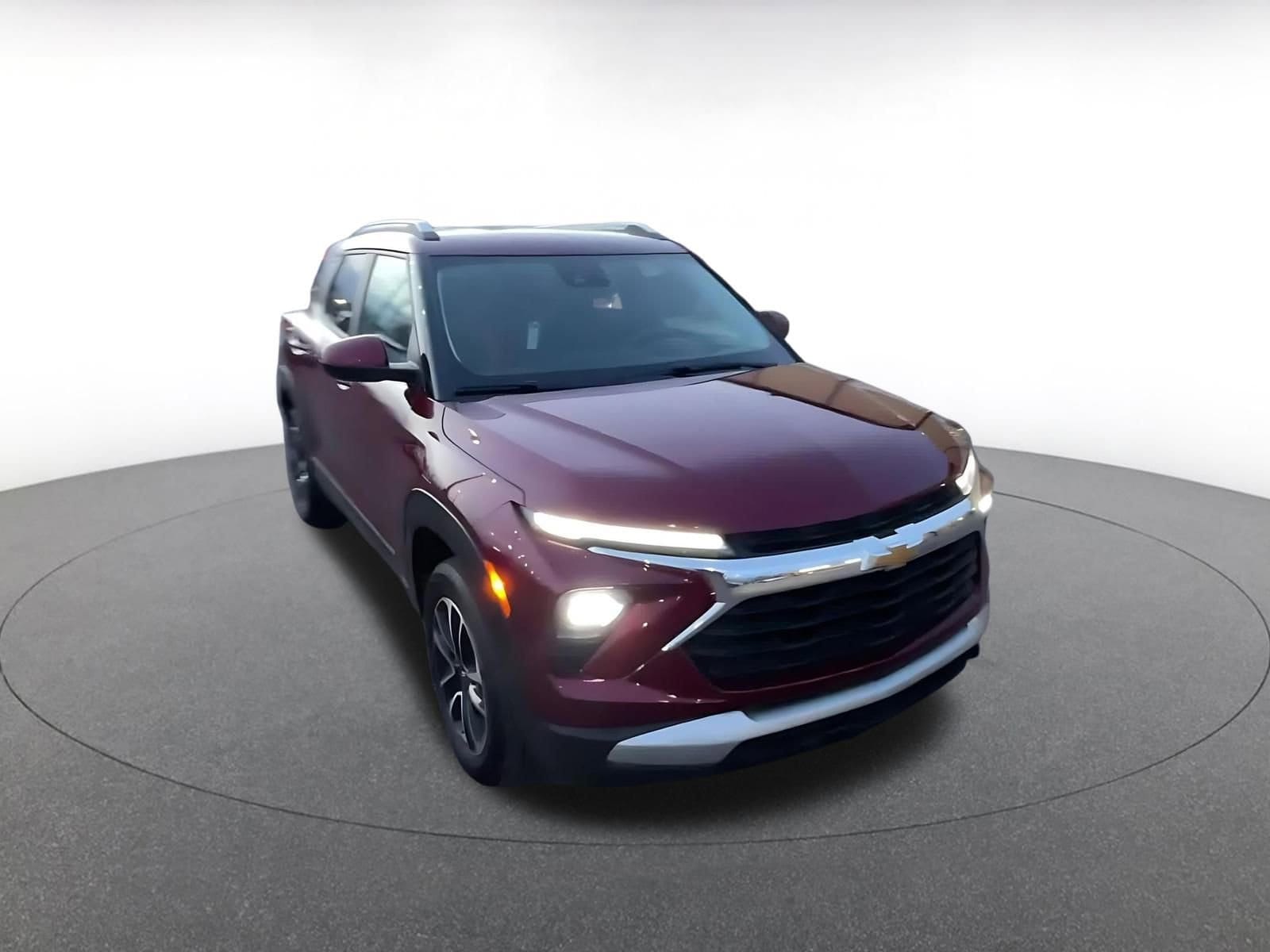 Thumbnail: 2025 Chevrolet TrailBlazer - 3