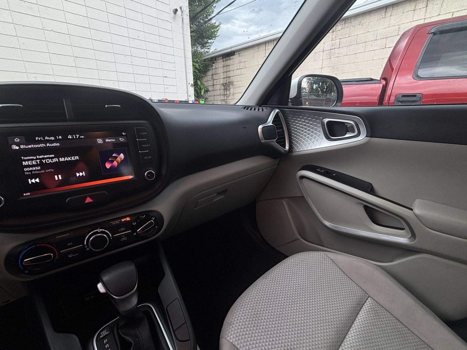 Thumbnail: 2025 Kia Soul - 32