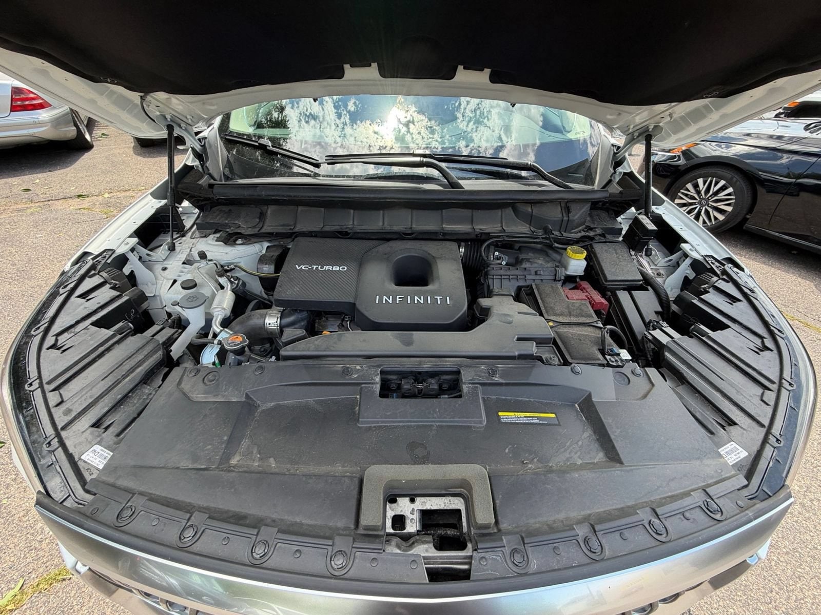Thumbnail: 2026 INFINITI QX60 - 35