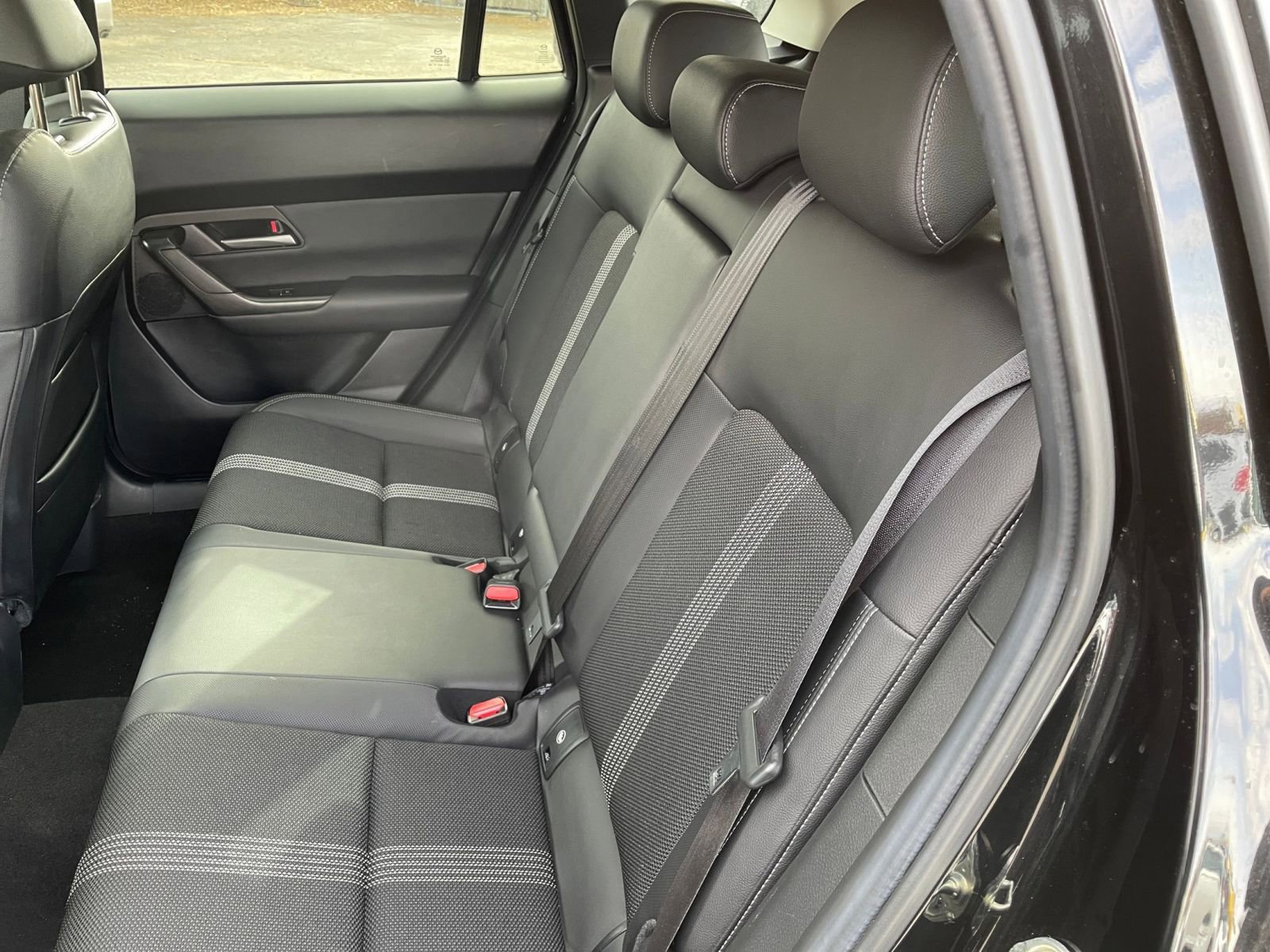 Thumbnail: 2025 Mazda CX-50 - 23