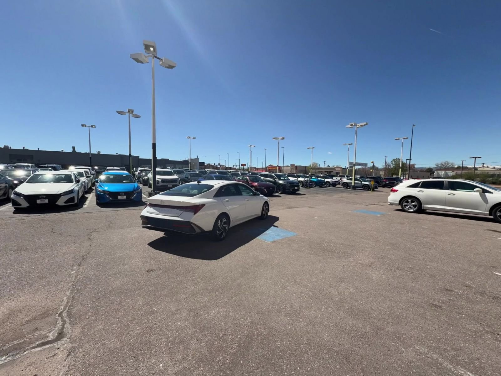 Thumbnail: 2025 Hyundai Elantra - 10