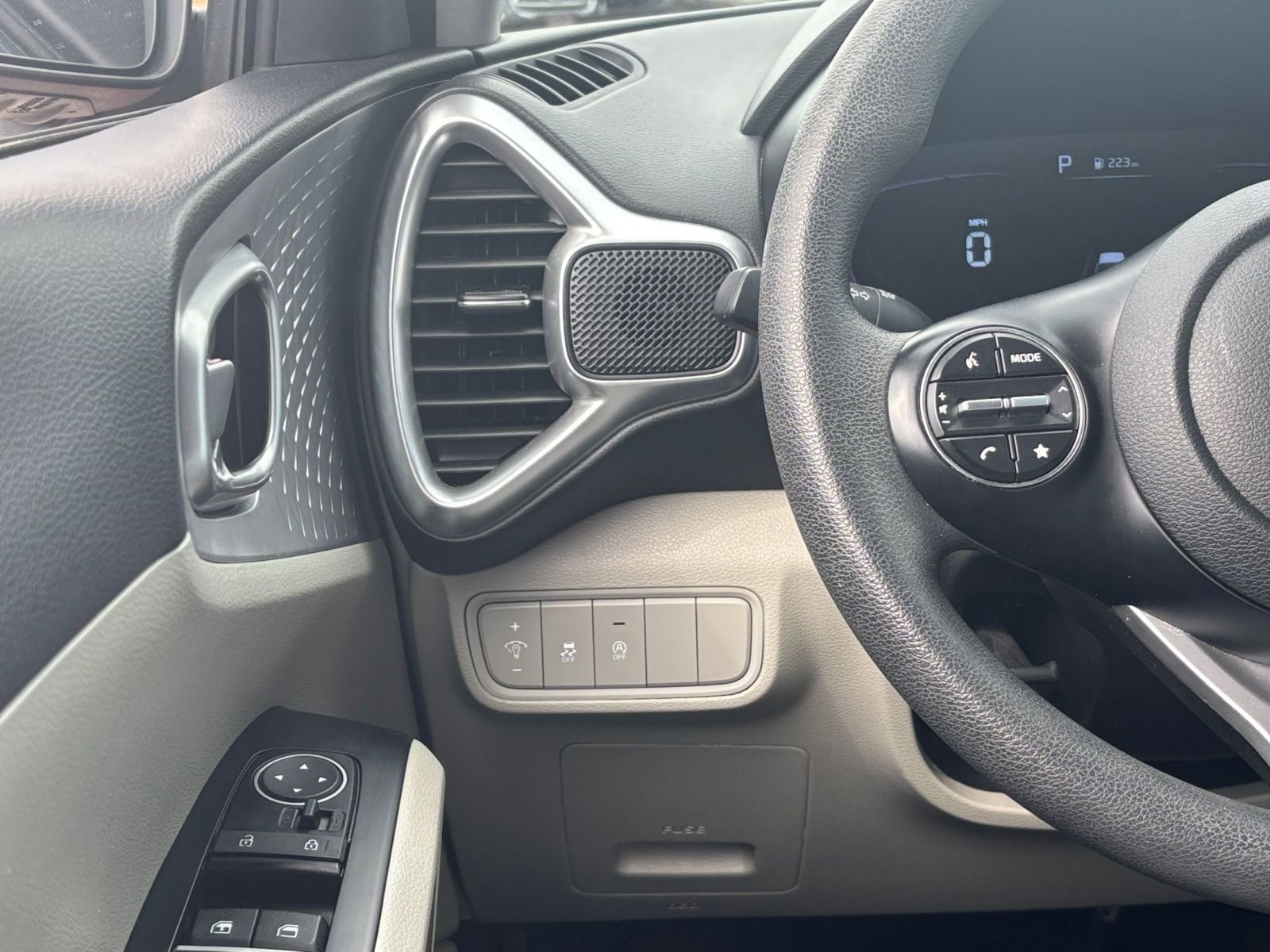 Thumbnail: 2025 Kia Soul - 31