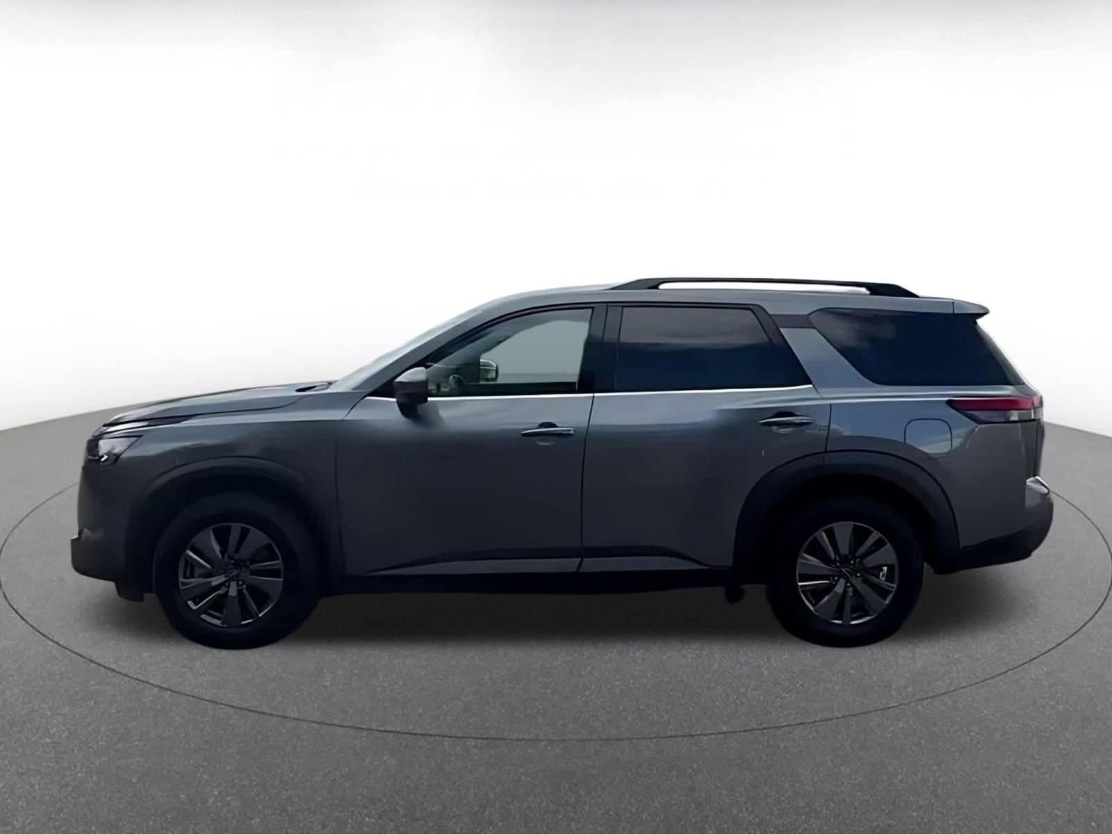 Thumbnail: 2025 Nissan Pathfinder - 7