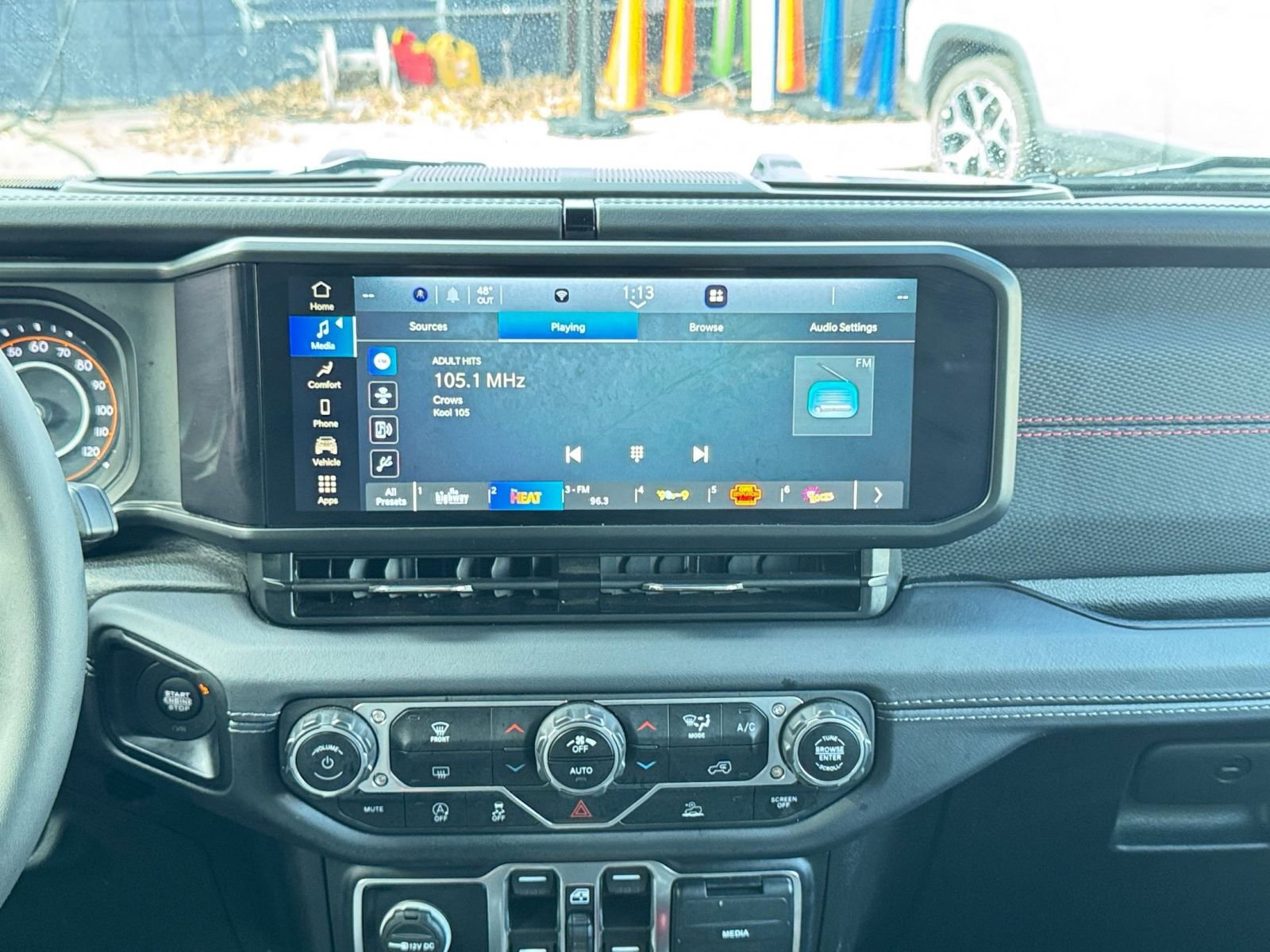 Thumbnail: 2025 Toyota RAV4 - 18