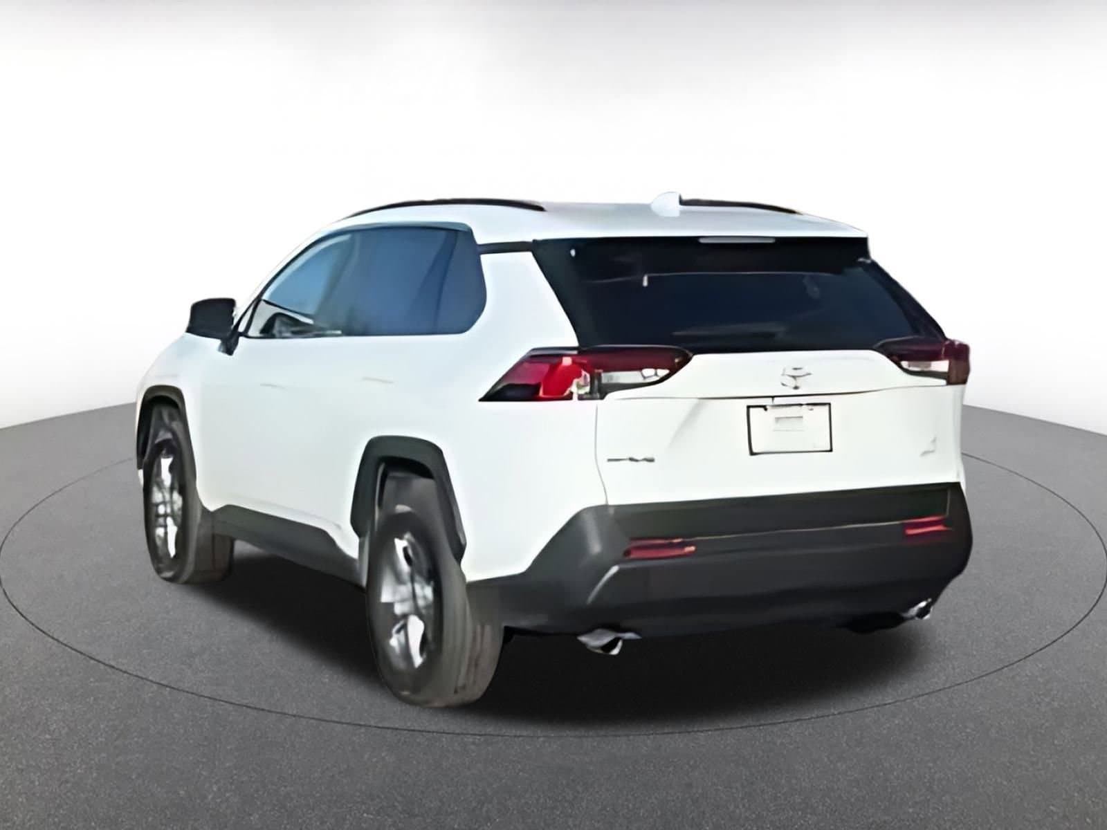 Thumbnail: 2025 Toyota RAV4 - 15