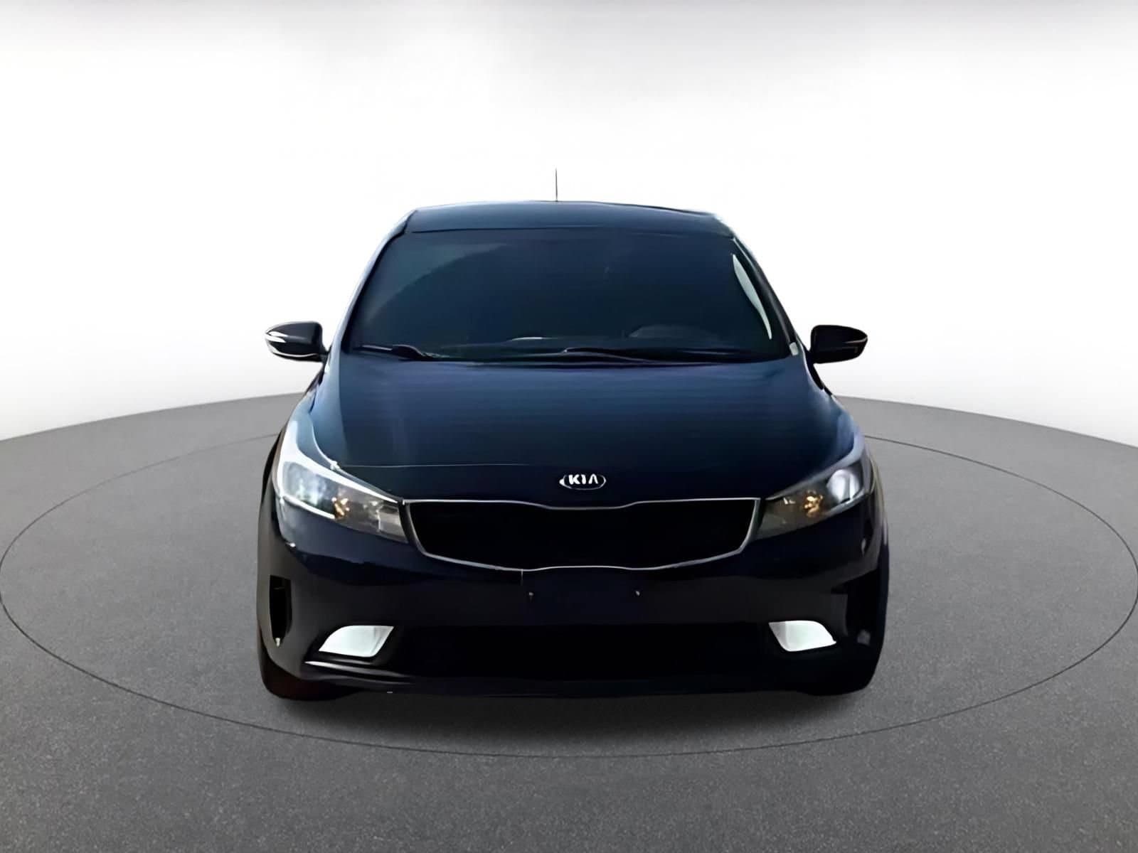 Thumbnail: 2018 Kia Forte - 4