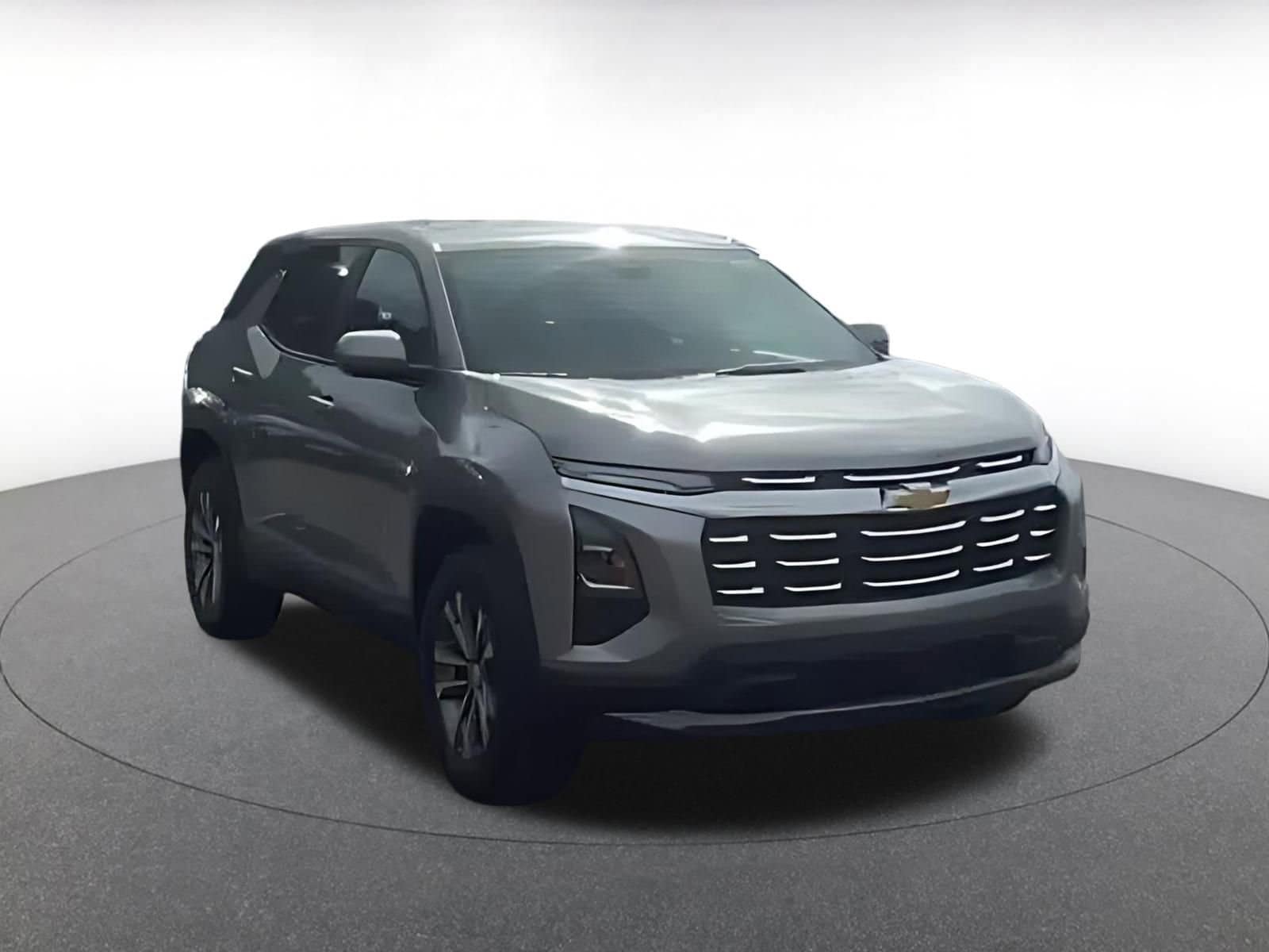 Thumbnail: 2025 Chevrolet Equinox - 3