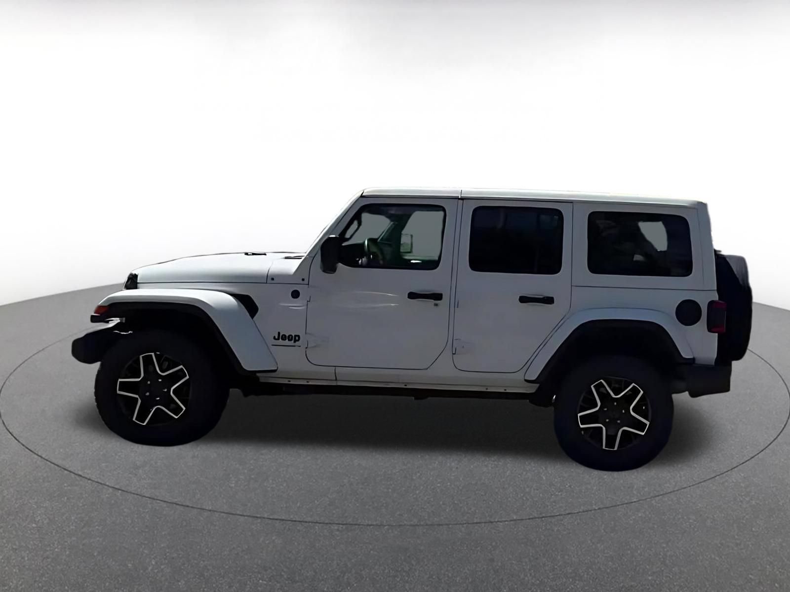 Thumbnail: 2025 Jeep Wrangler - 11