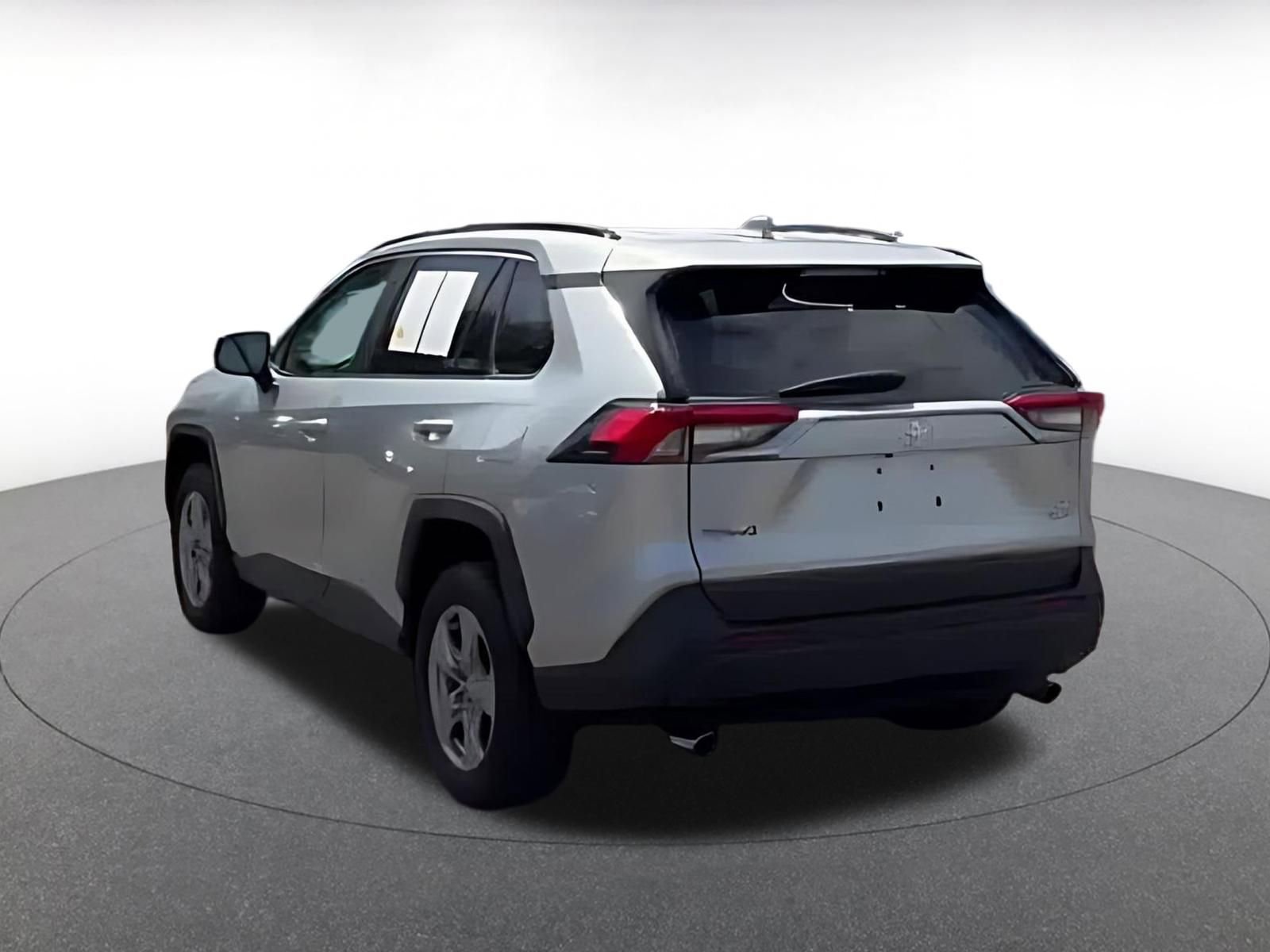 Thumbnail: 2025 Toyota RAV4 - 15
