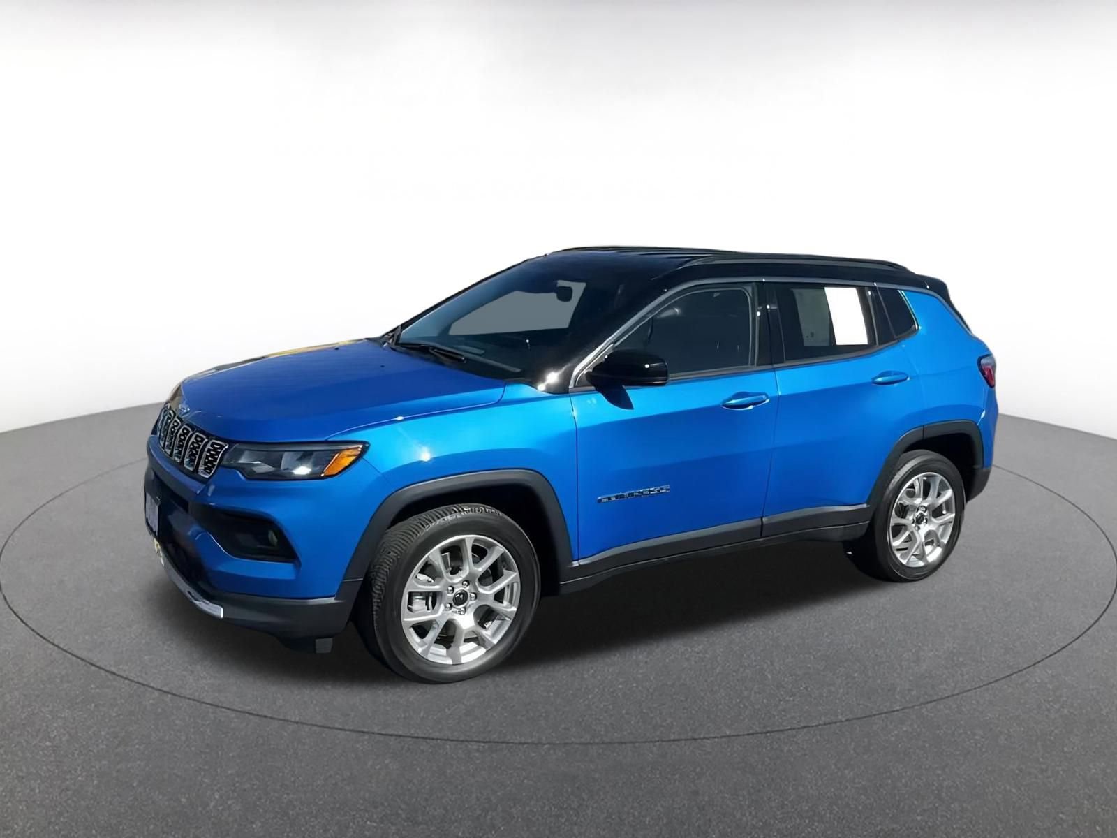 Thumbnail: 2025 Jeep Compass - 8