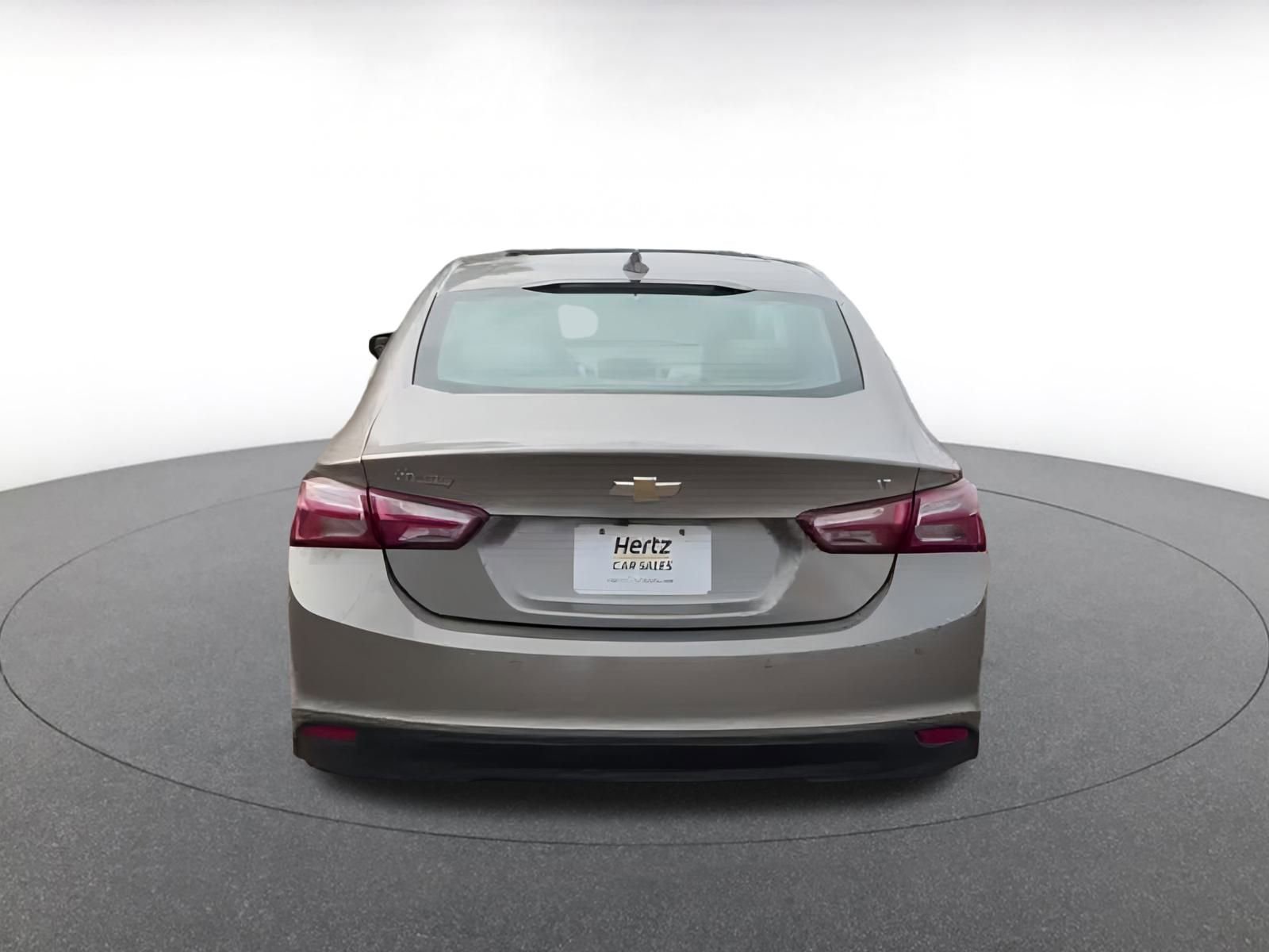 Thumbnail: 2024 Chevrolet Malibu - 12