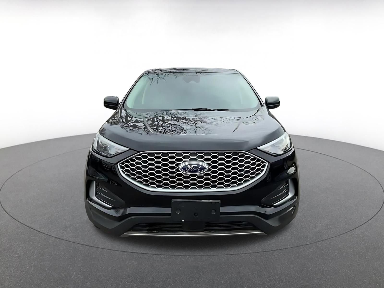 Thumbnail: 2024 Ford Edge - 4