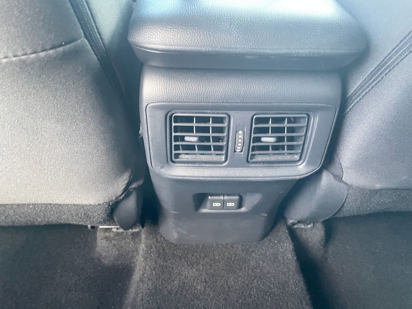 Thumbnail: 2025 Toyota RAV4 - 24