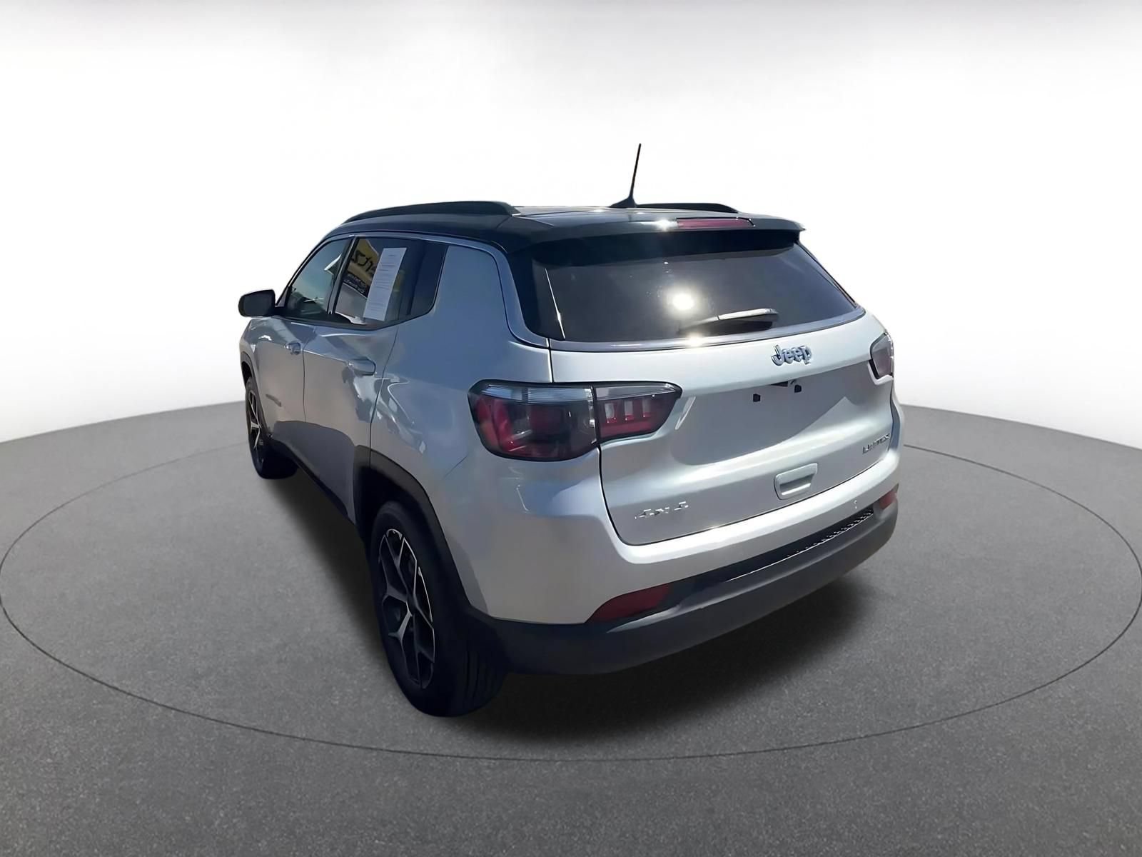 Thumbnail: 2025 Jeep Compass - 11