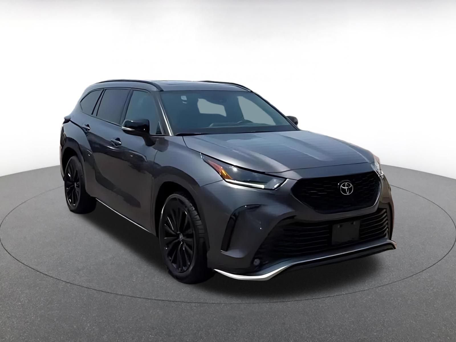 Thumbnail: 2025 Toyota Highlander - 3