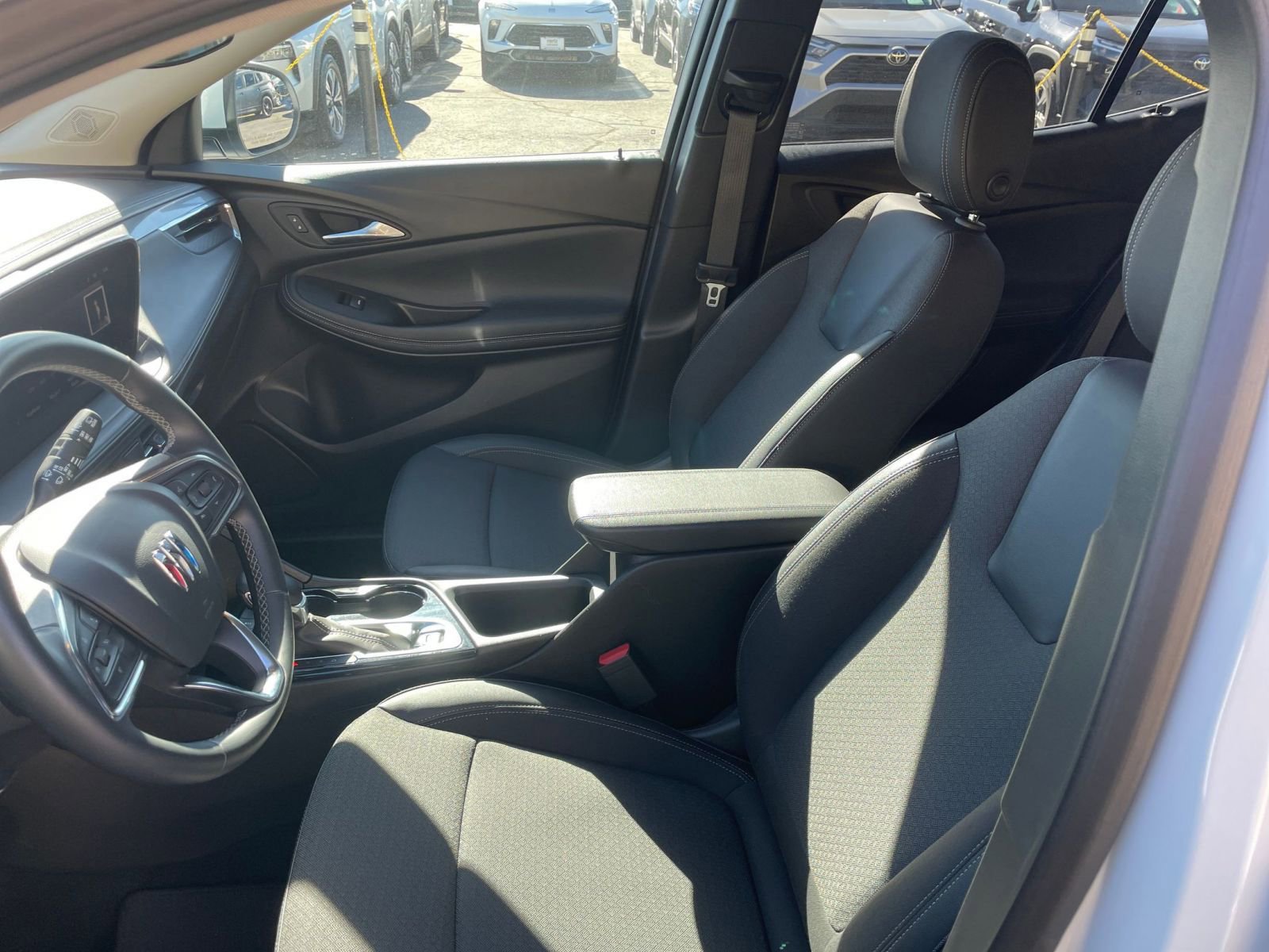 Thumbnail: 2025 Buick Encore GX - 34