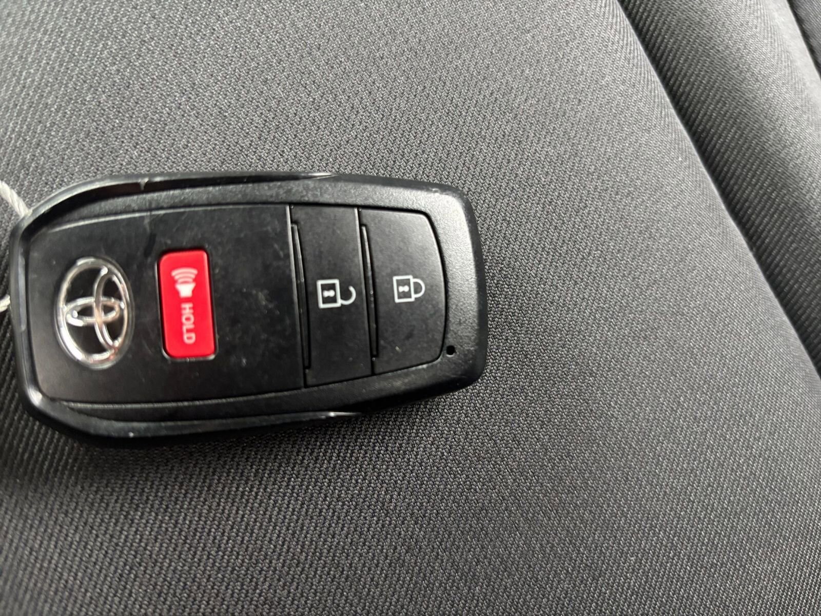 Thumbnail: 2025 Toyota Tacoma - 25