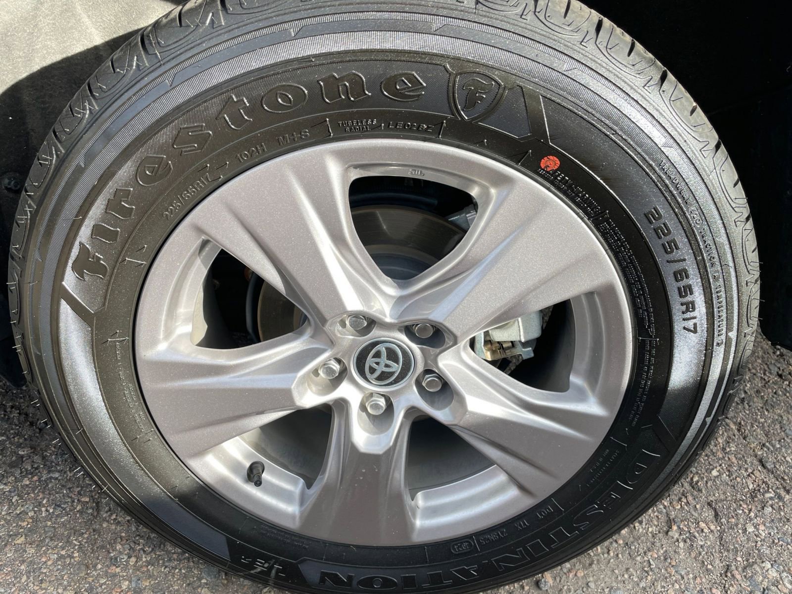 Thumbnail: 2025 Toyota RAV4 - 30