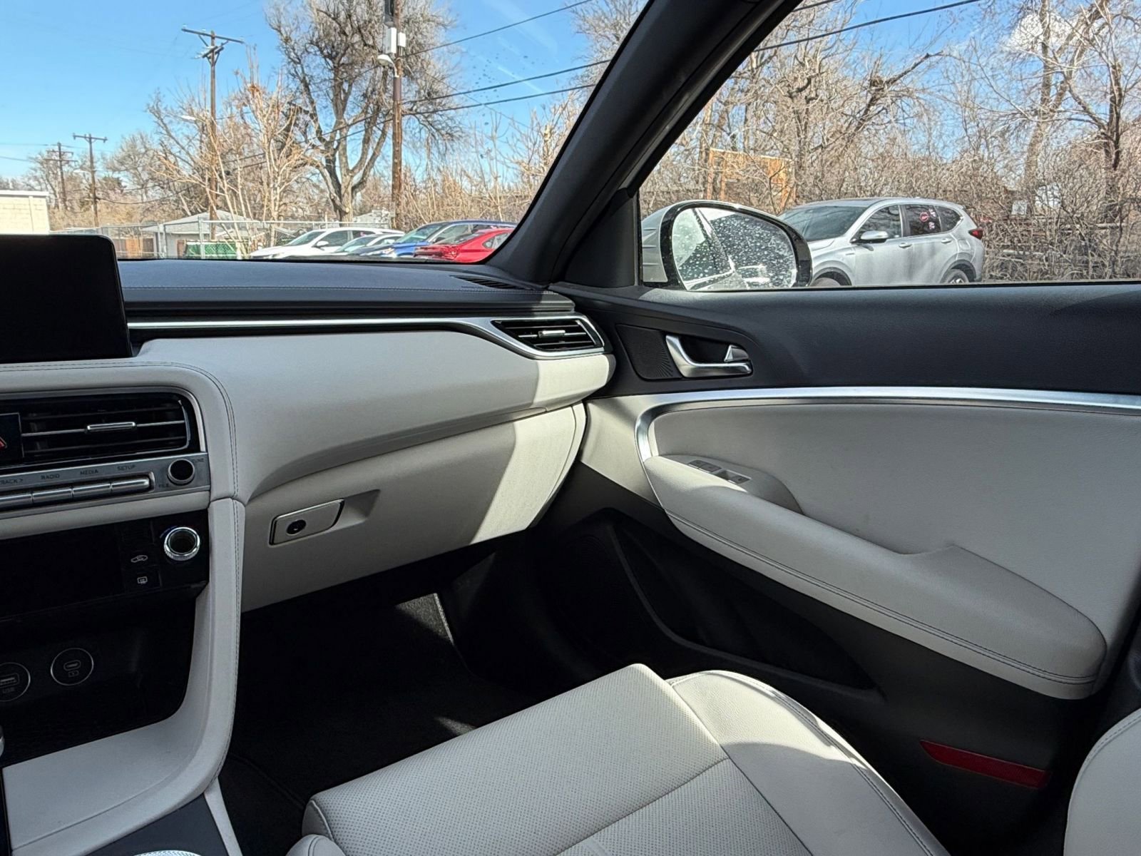 Thumbnail: 2025 Genesis G70 - 35