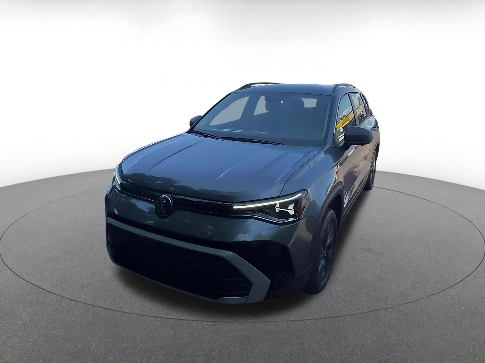 Thumbnail: 2026 Volkswagen Taos - 7
