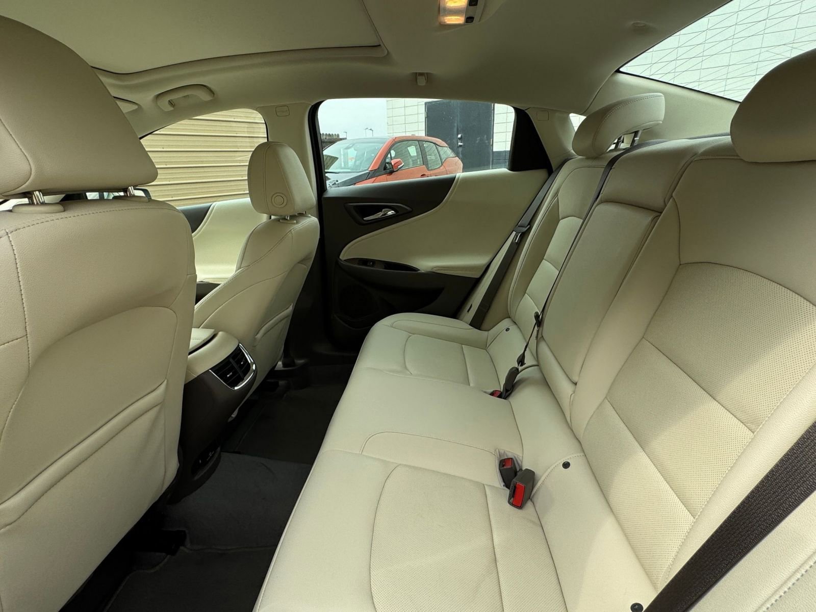 Thumbnail: 2024 Chevrolet Malibu - 25