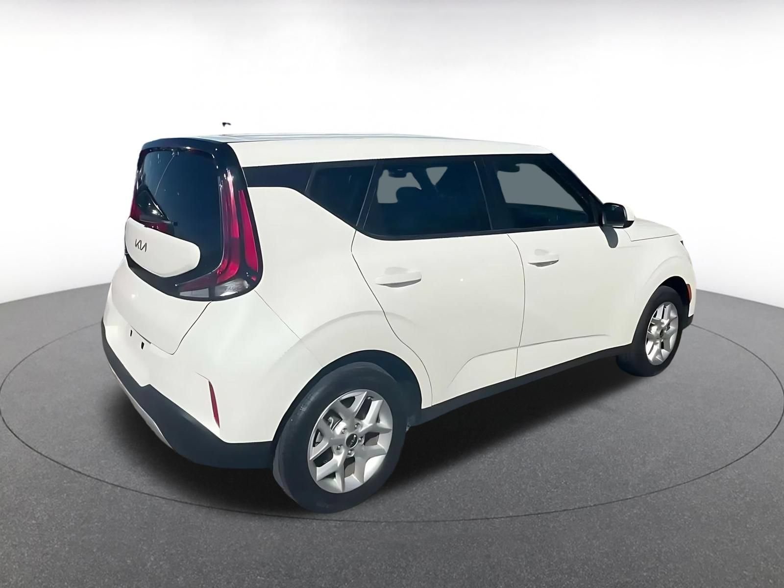 Thumbnail: 2025 Kia Soul - 13