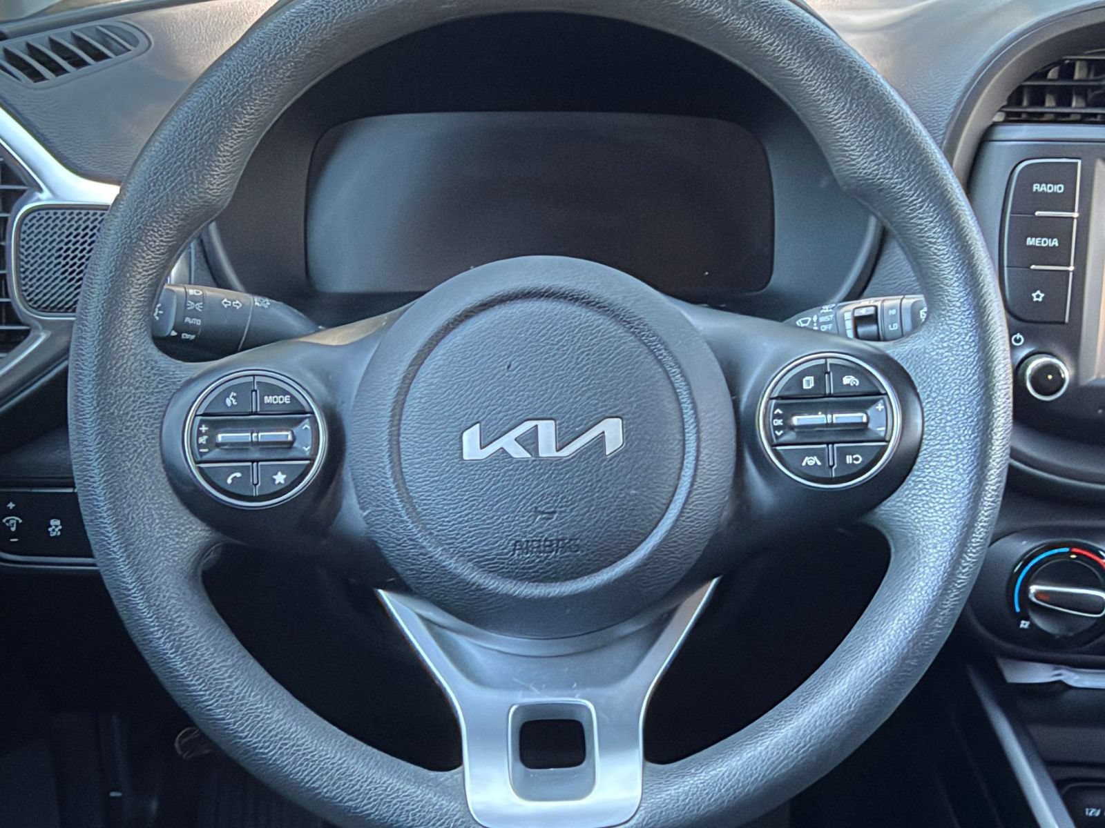 Thumbnail: 2025 Kia Soul - 25