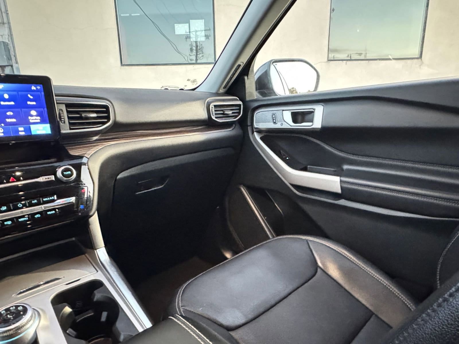 Thumbnail: 2024 Ford Explorer - 35