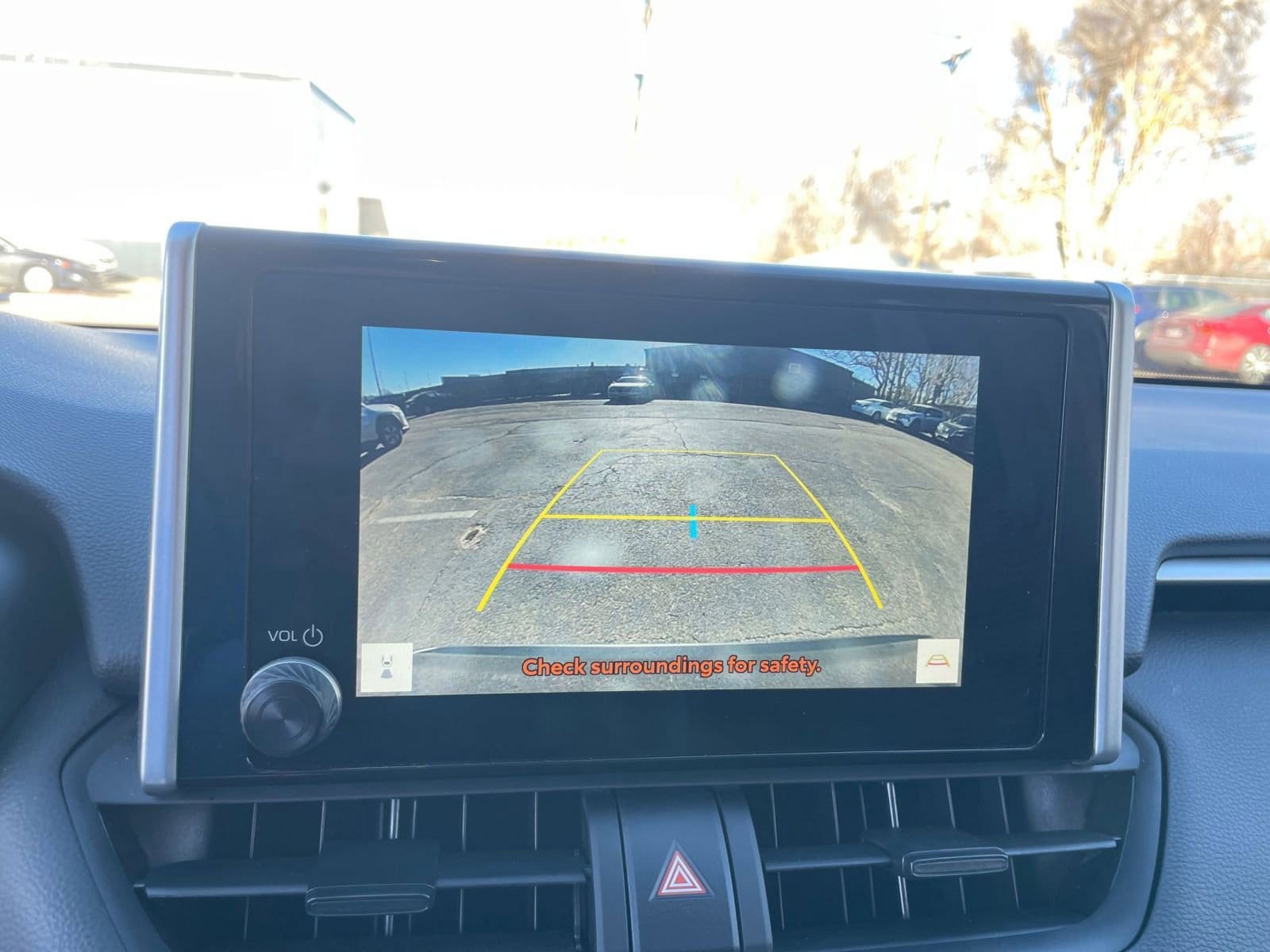 Thumbnail: 2025 Toyota RAV4 - 17