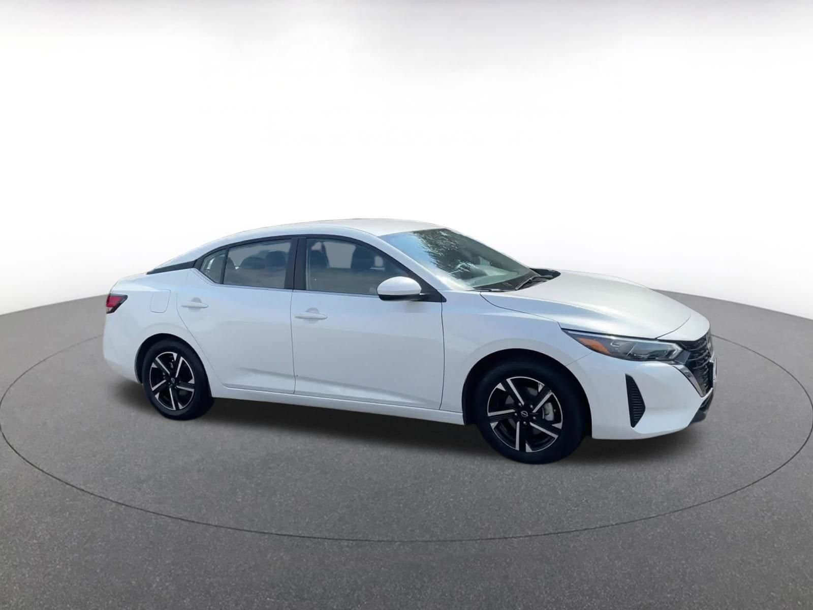 Thumbnail: 2024 Nissan Sentra - 2