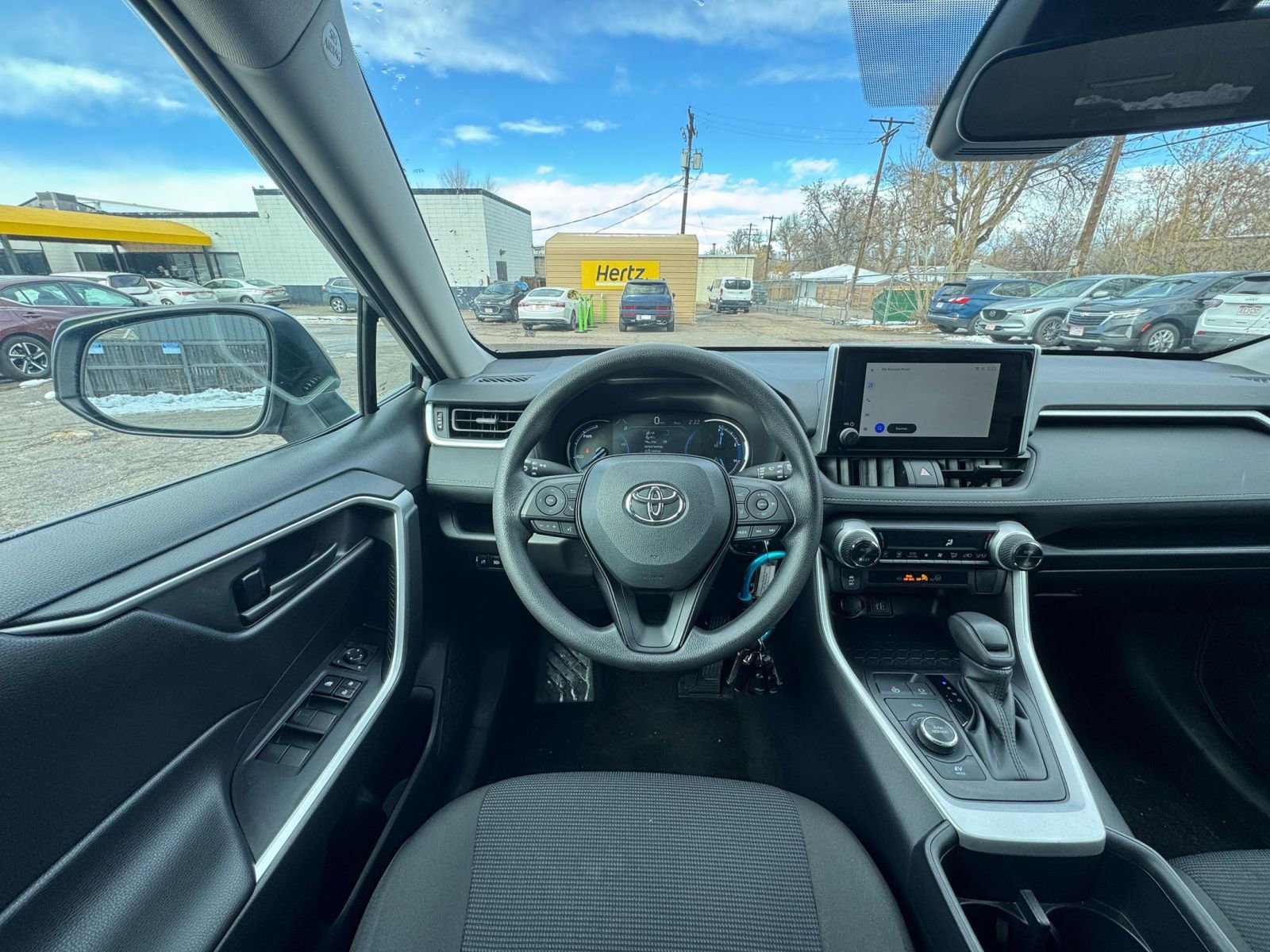 Thumbnail: 2025 Toyota RAV4 - 33