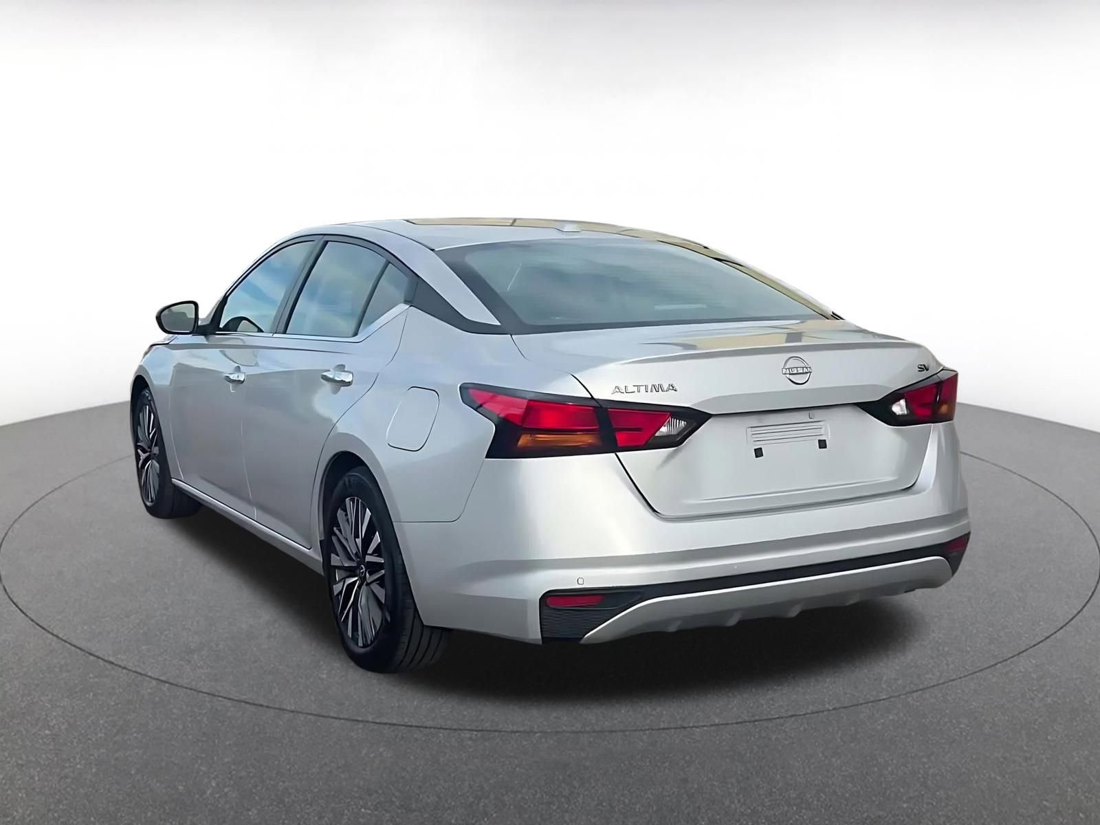 Thumbnail: 2024 Nissan Altima - 11