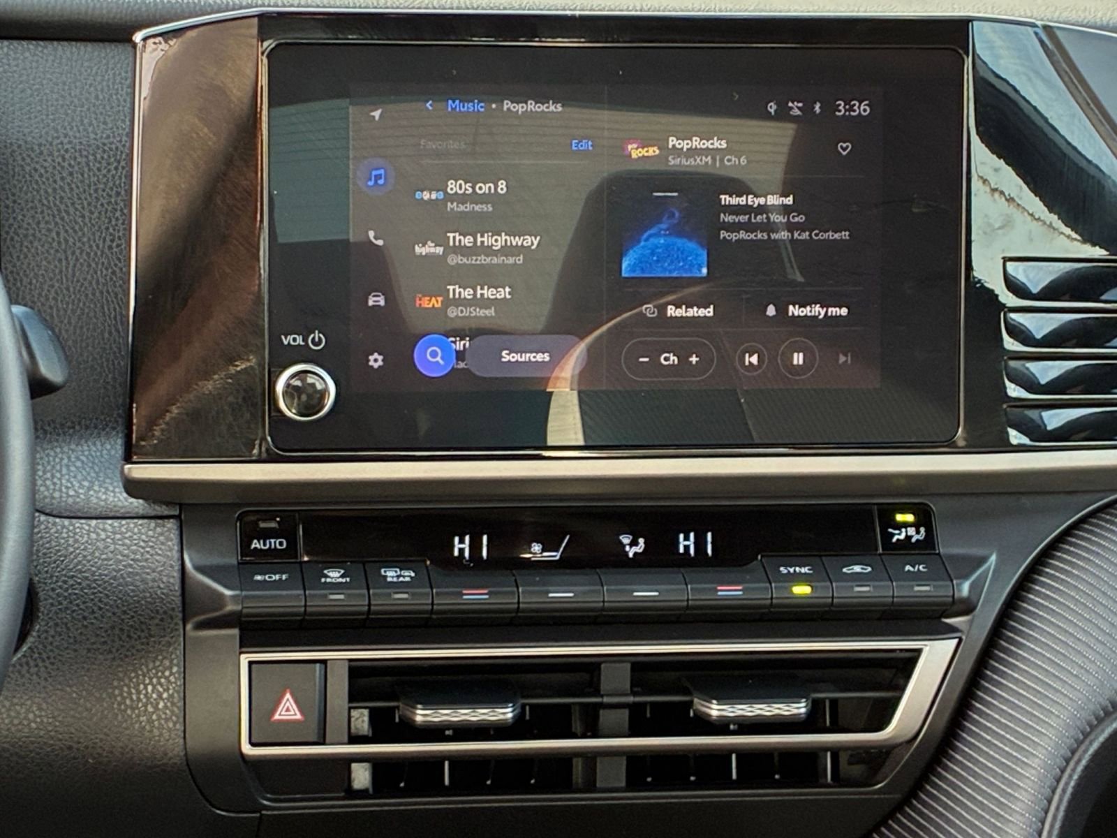 Thumbnail: 2025 Toyota Camry - 18