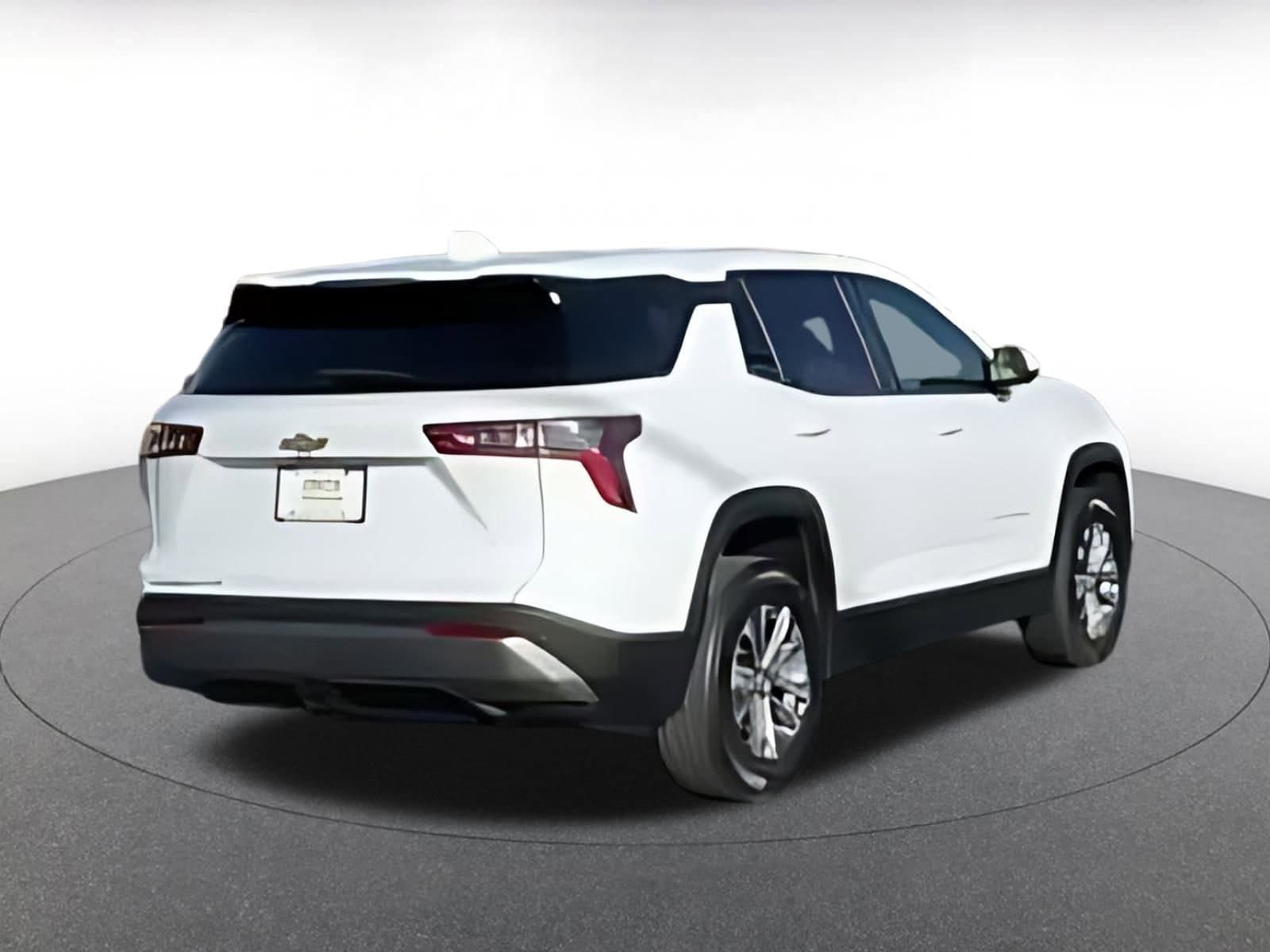 Thumbnail: 2025 Chevrolet Equinox - 2