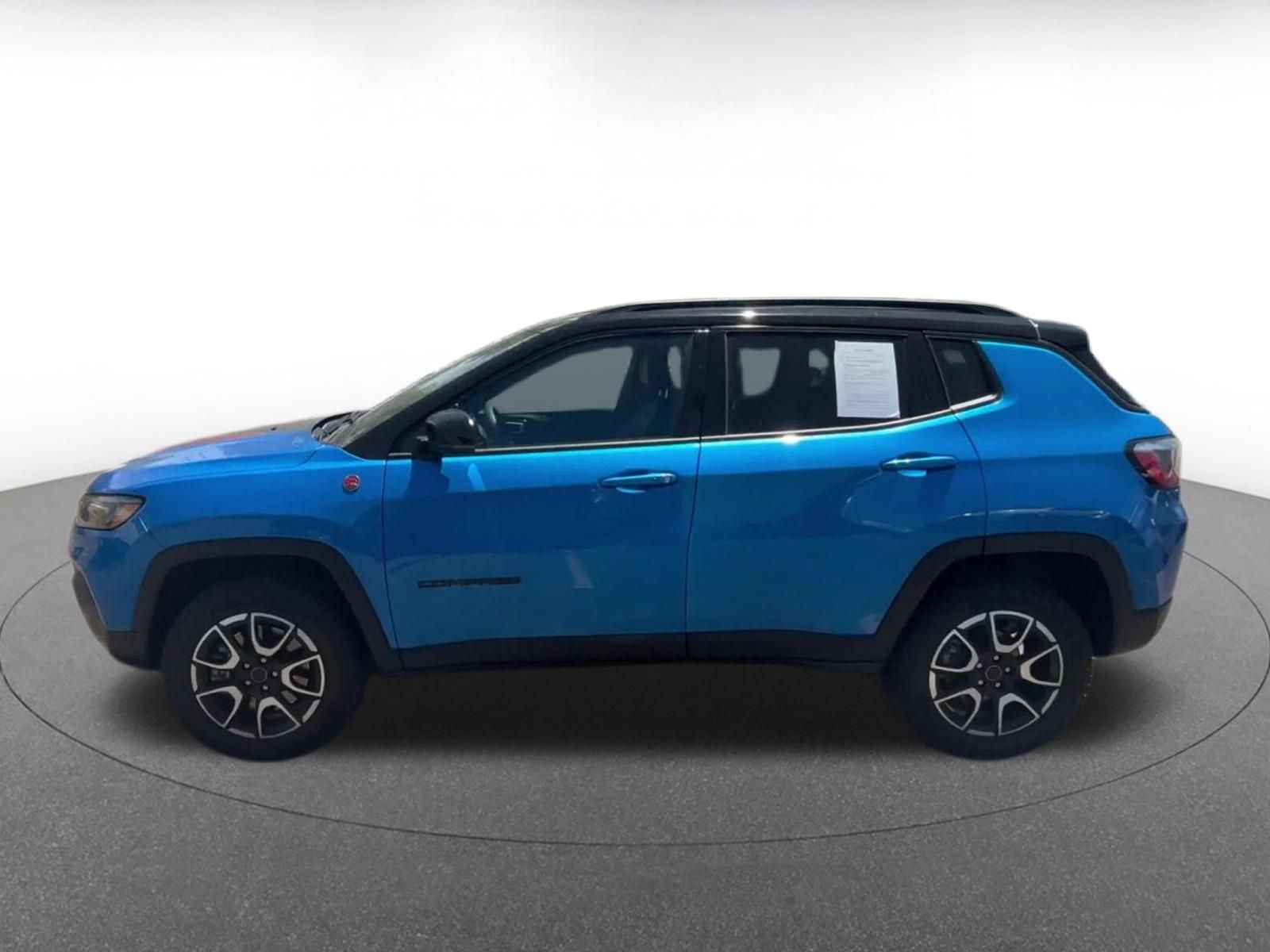 Thumbnail: 2025 Jeep Compass - 10