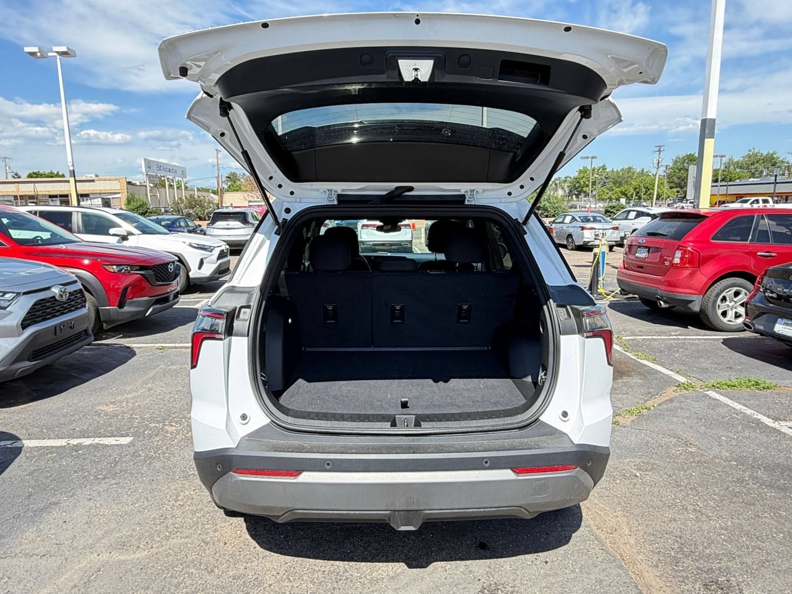 Thumbnail: 2025 Chevrolet Equinox - 29