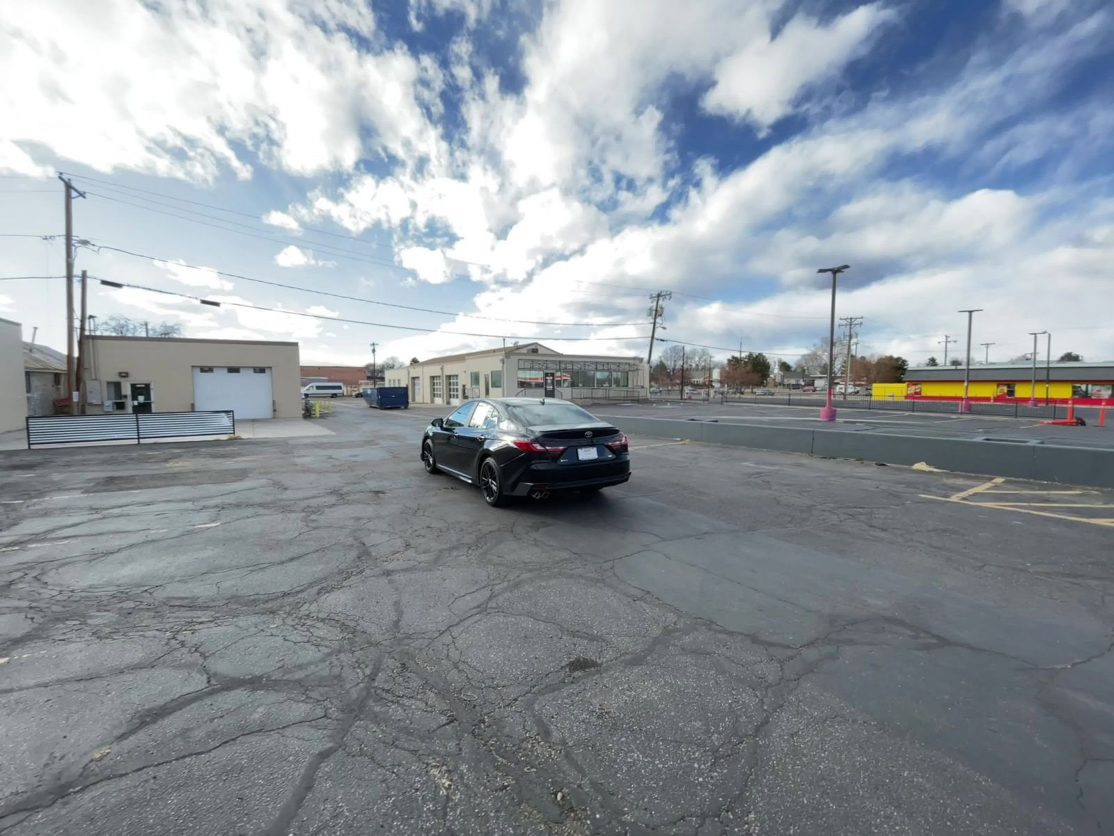 Thumbnail: 2025 Toyota Camry - 16