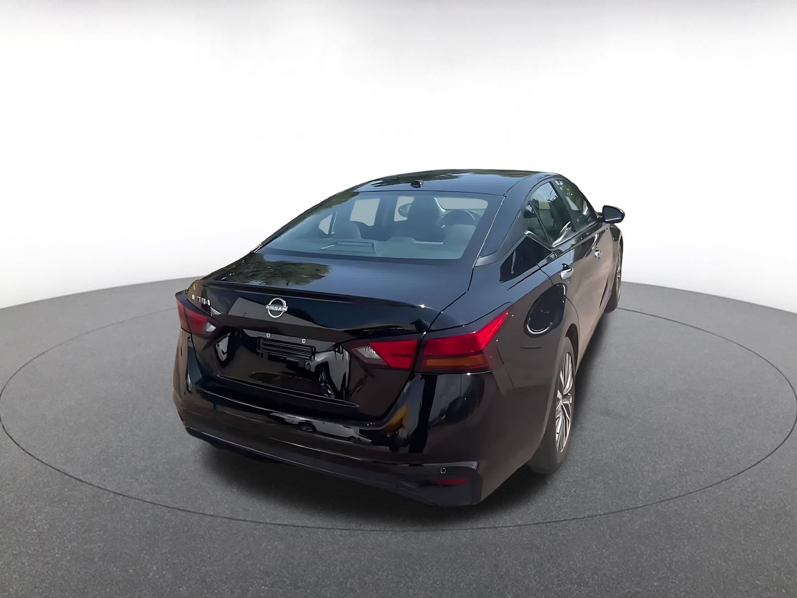 Thumbnail: 2025 Nissan Altima - 14