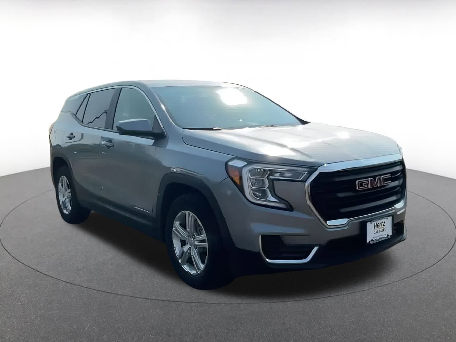 Thumbnail: 2024 GMC Terrain - 3