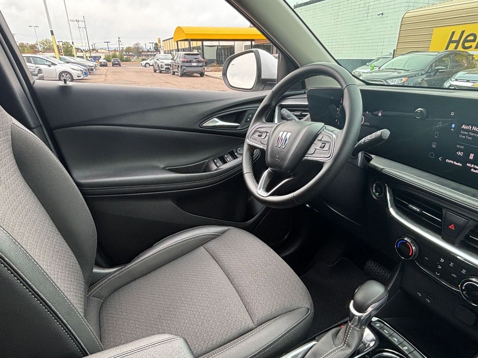 Thumbnail: 2025 Buick Encore GX - 31