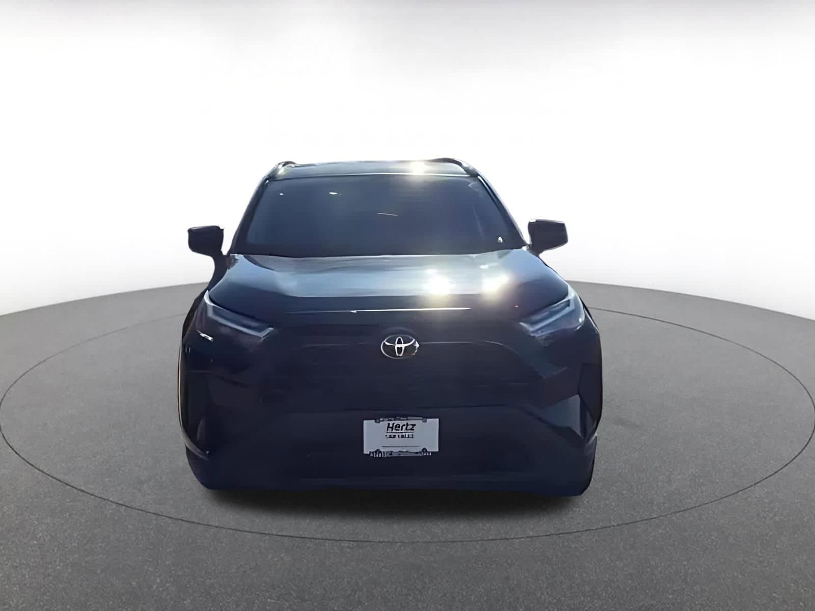 Thumbnail: 2025 Toyota RAV4 - 3