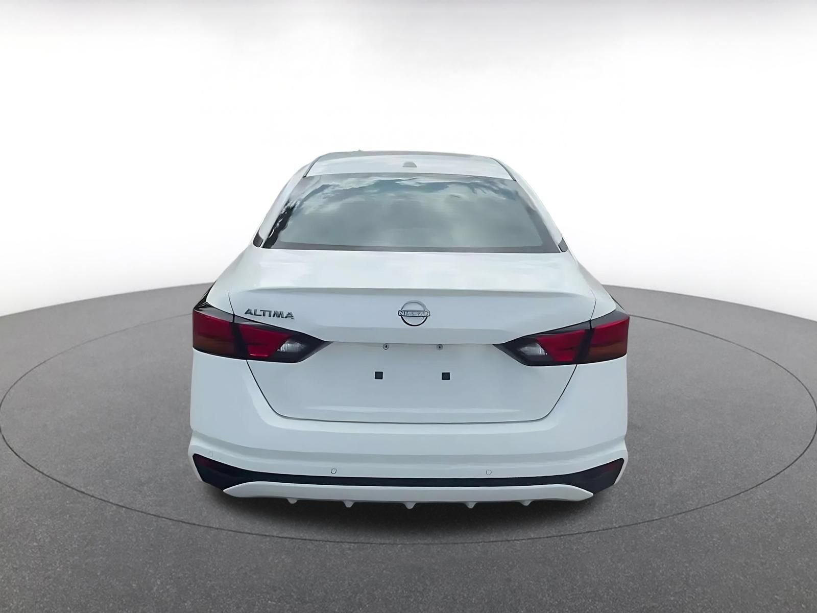Thumbnail: 2025 Nissan Altima - 12