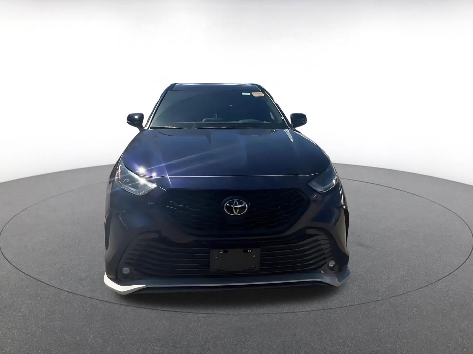 Thumbnail: 2025 Toyota Highlander - 4