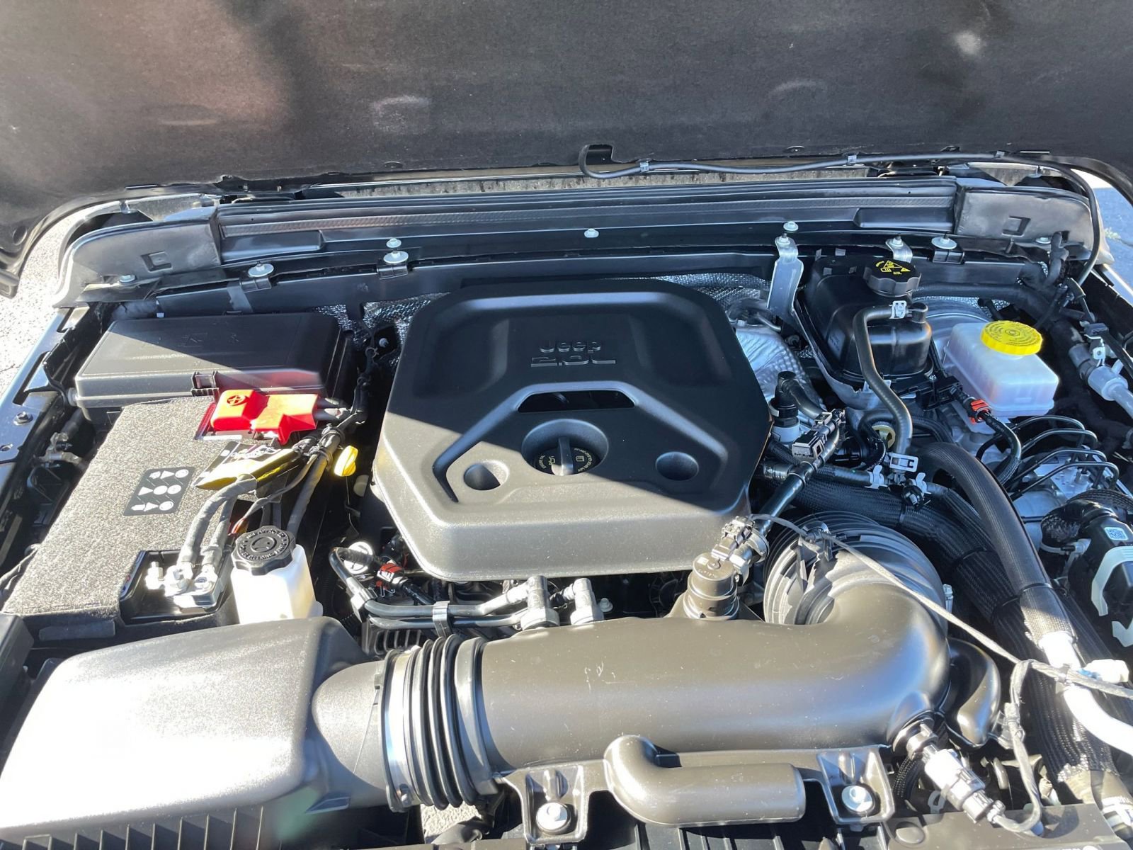 Thumbnail: 2025 Jeep Wrangler - 32